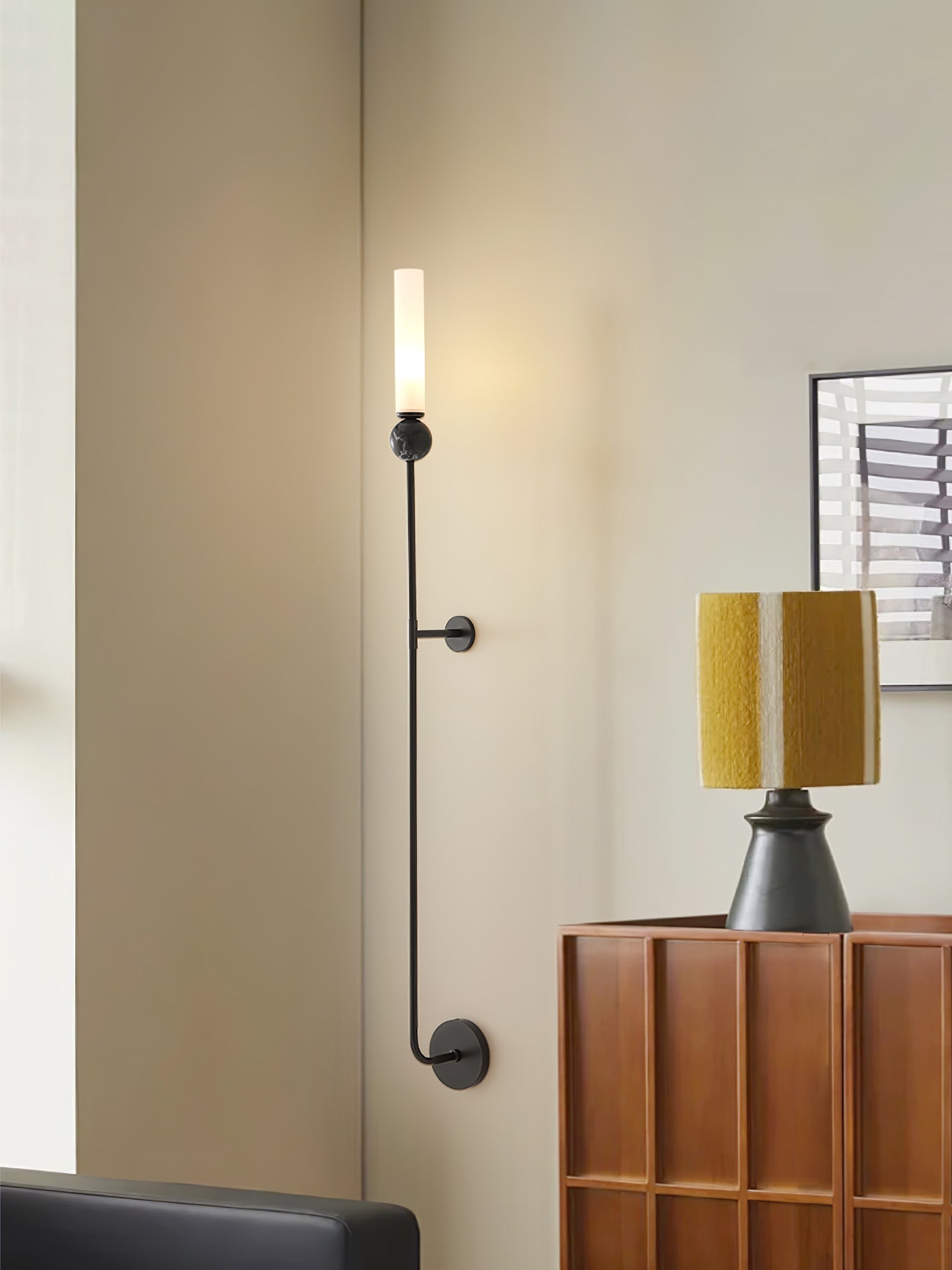 Casoreth Modern Minimalist Vertical Marble Wall Lamp - Letslighting
