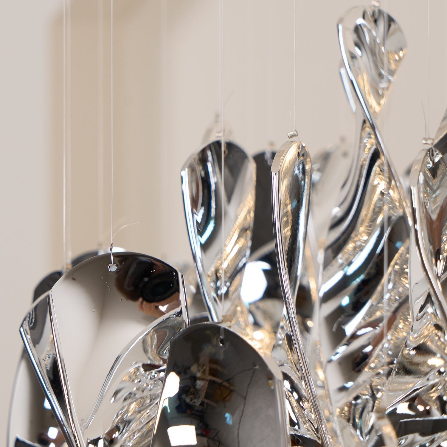 Isoran Luxe Acrylic Chandelier - Letslighting