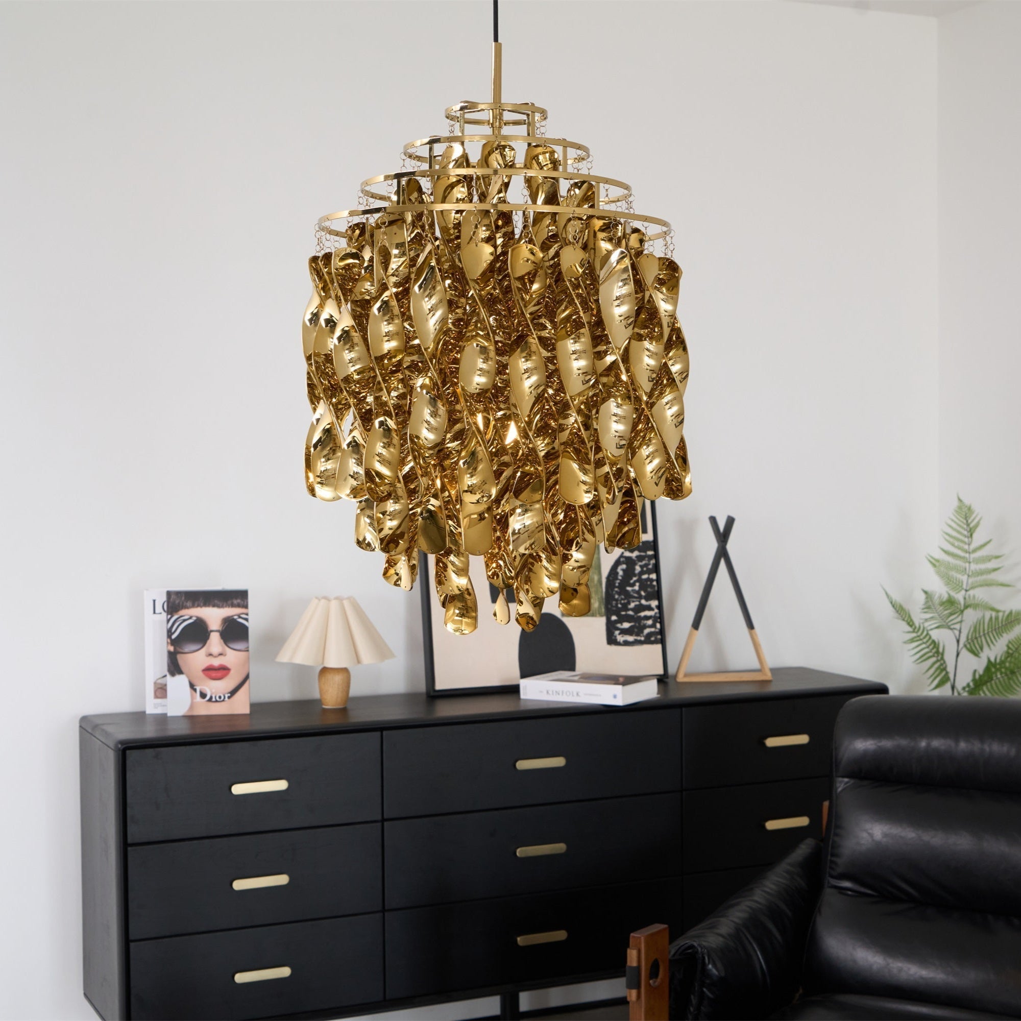 Isoran Luxe Acrylic Chandelier - Letslighting