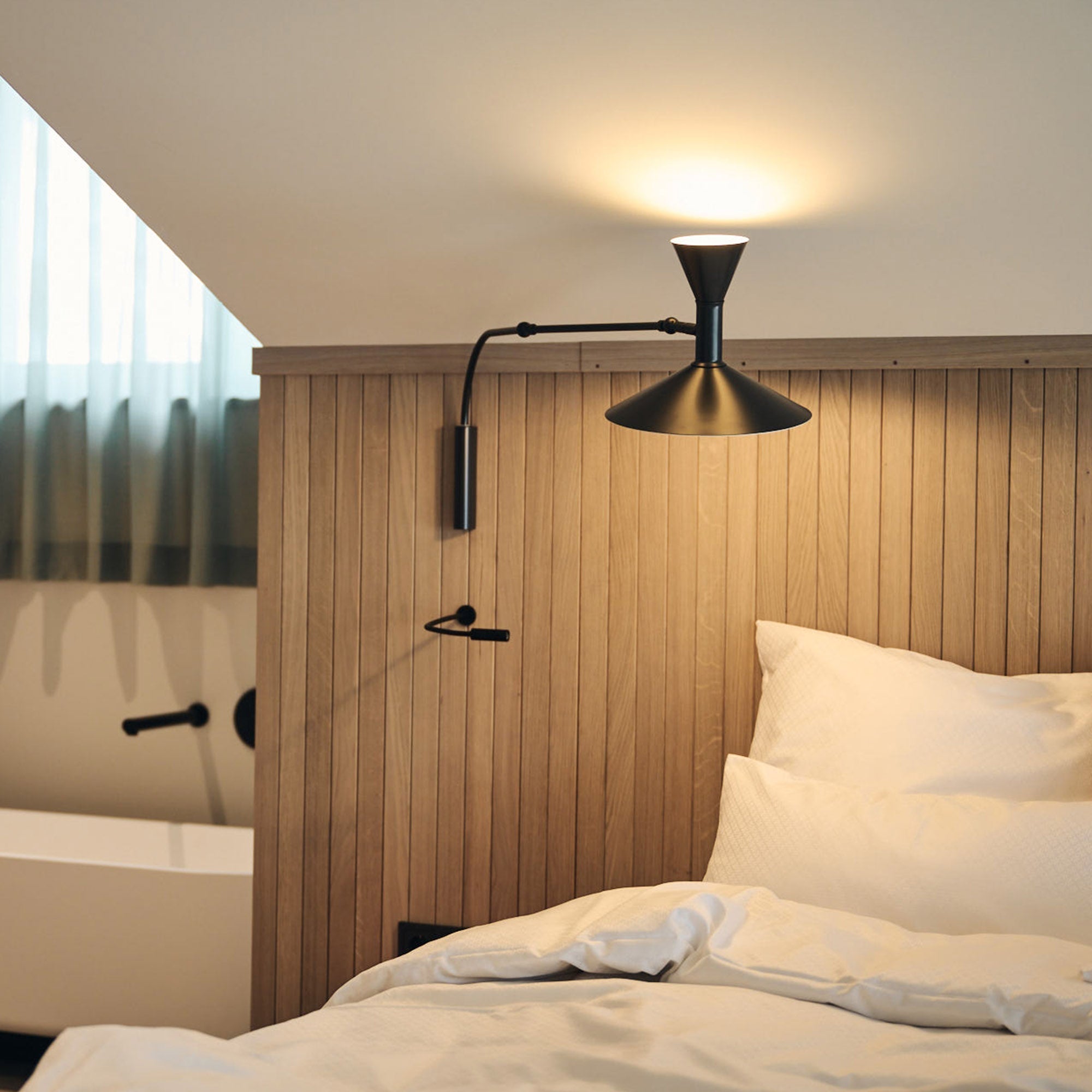 Lustra Wall Lamp Marseille Adjustable - Letslighting