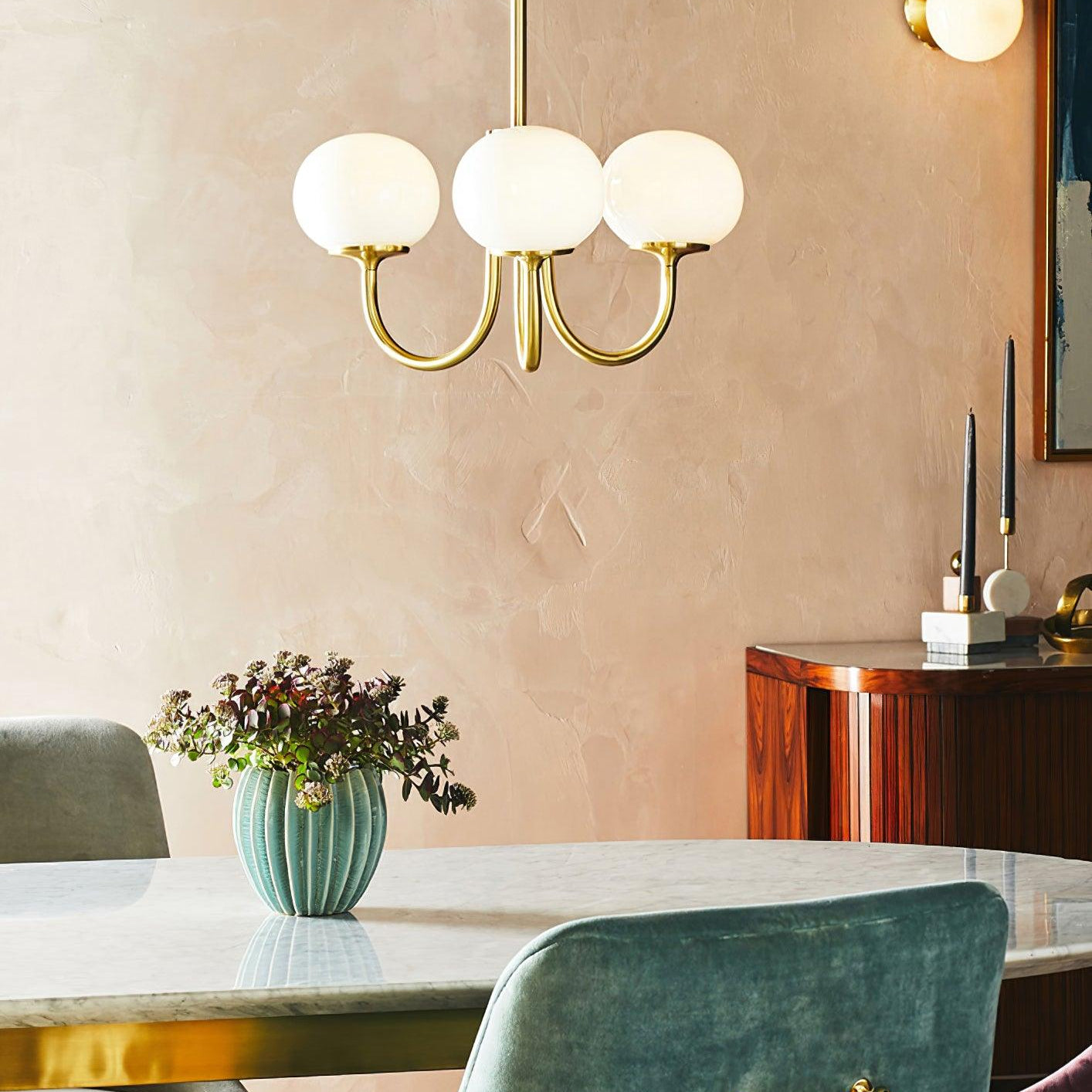 Lustra Chandelier Pink Glass Globe Gold - Letslighting