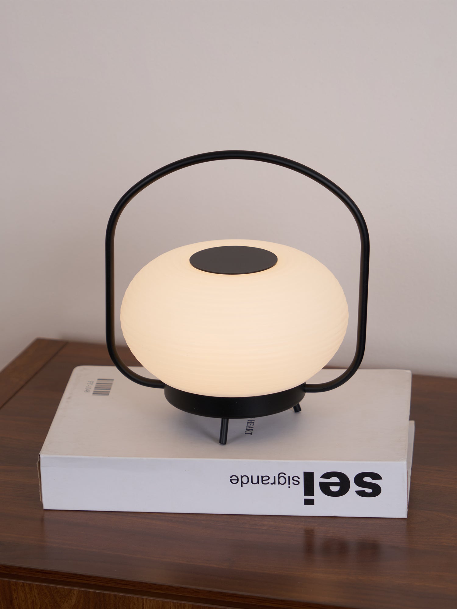 Andrea Minimalist Table Lamp - Letslighting