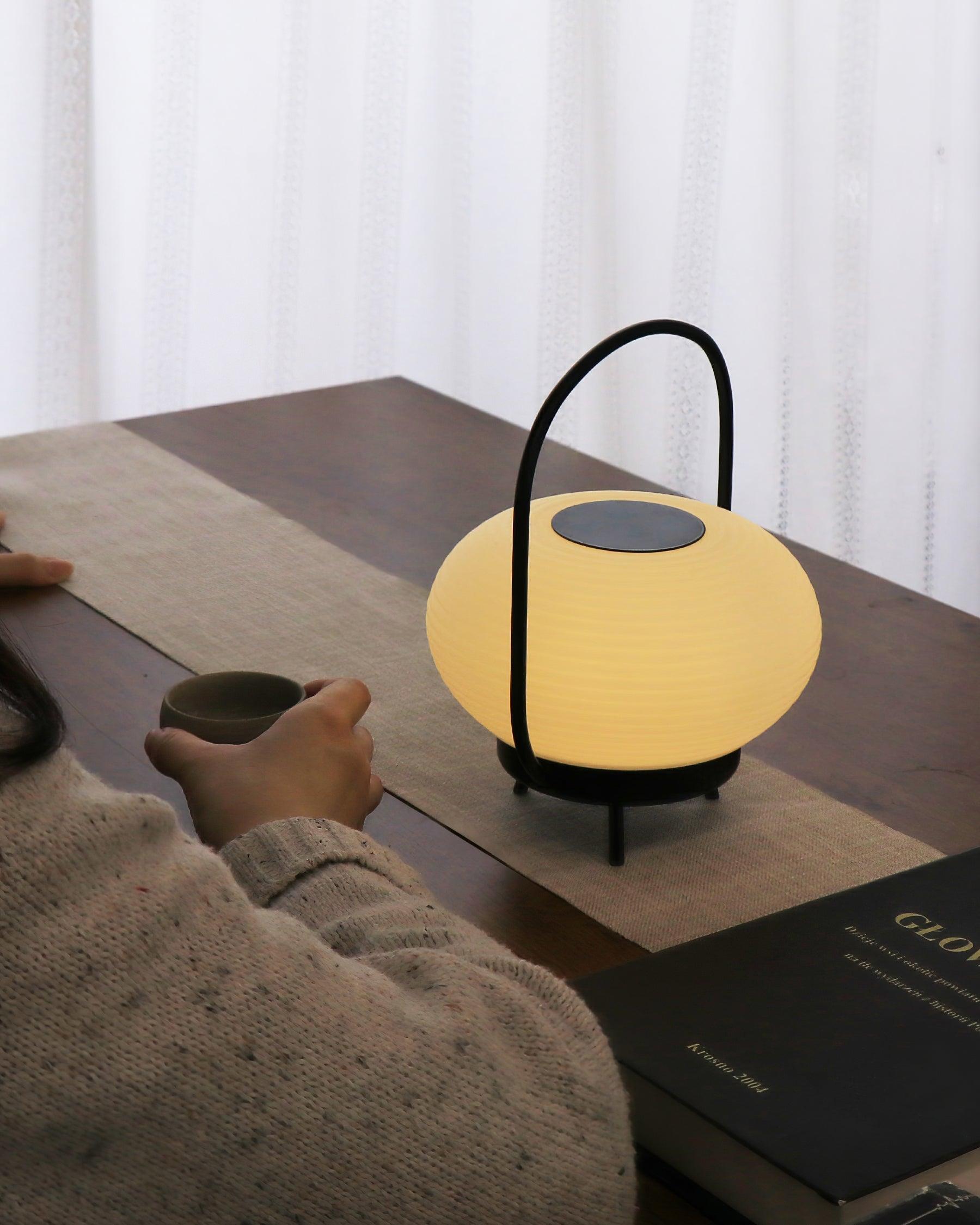 Andrea Minimalist Table Lamp - Letslighting