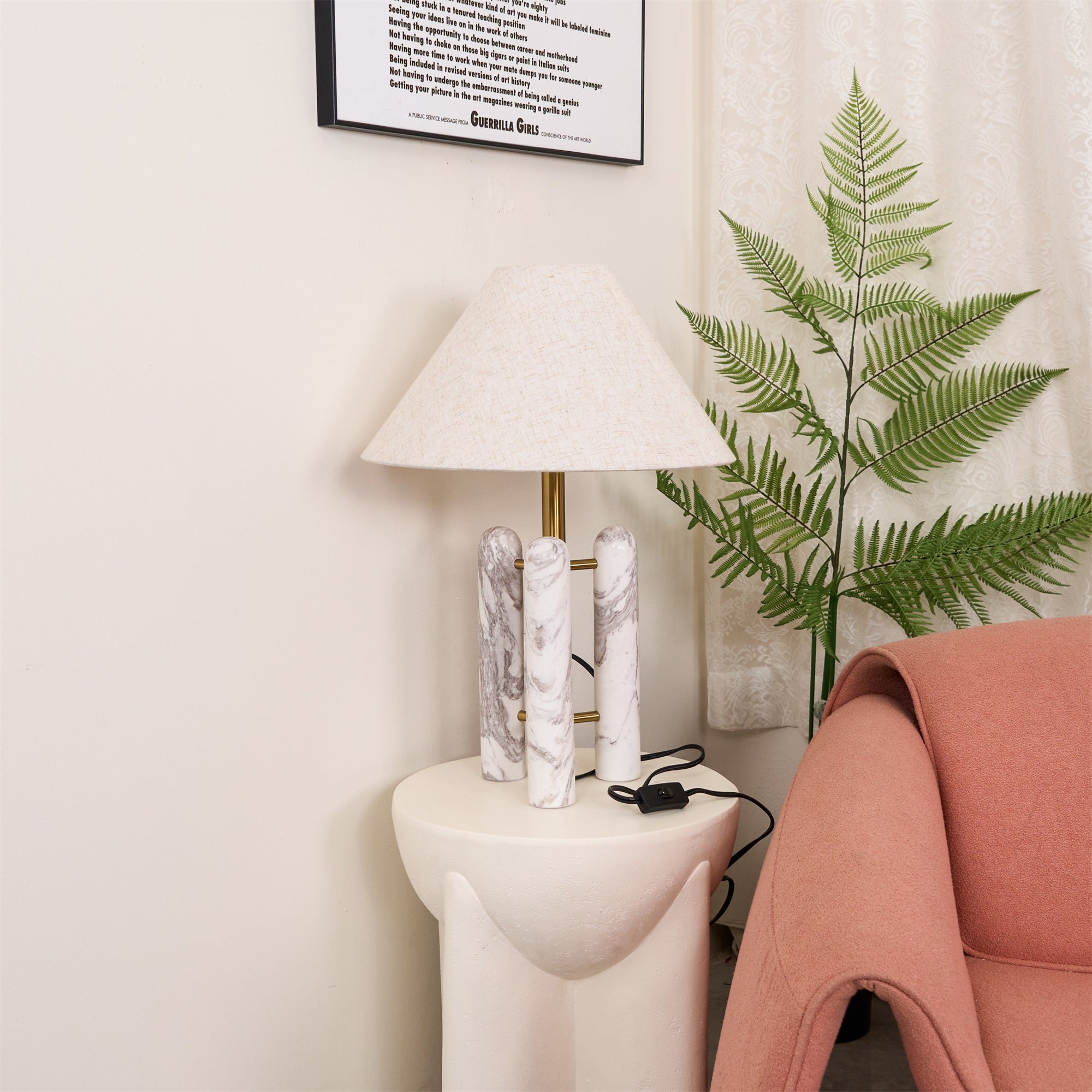 Lloyd Table Lamp - Blowlighting