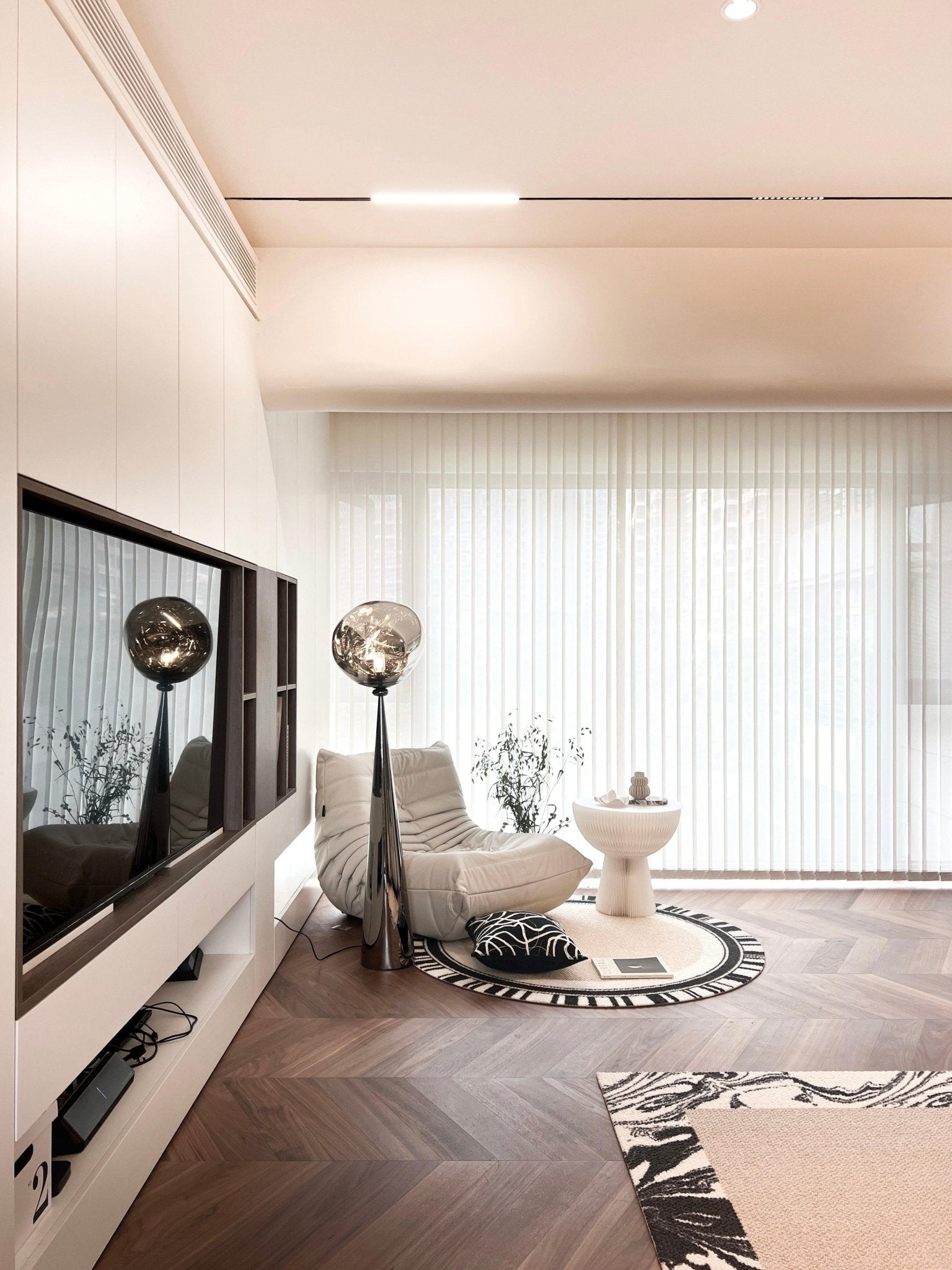 Vortexe Gray Contemporary Floor Lamp - Letslighting