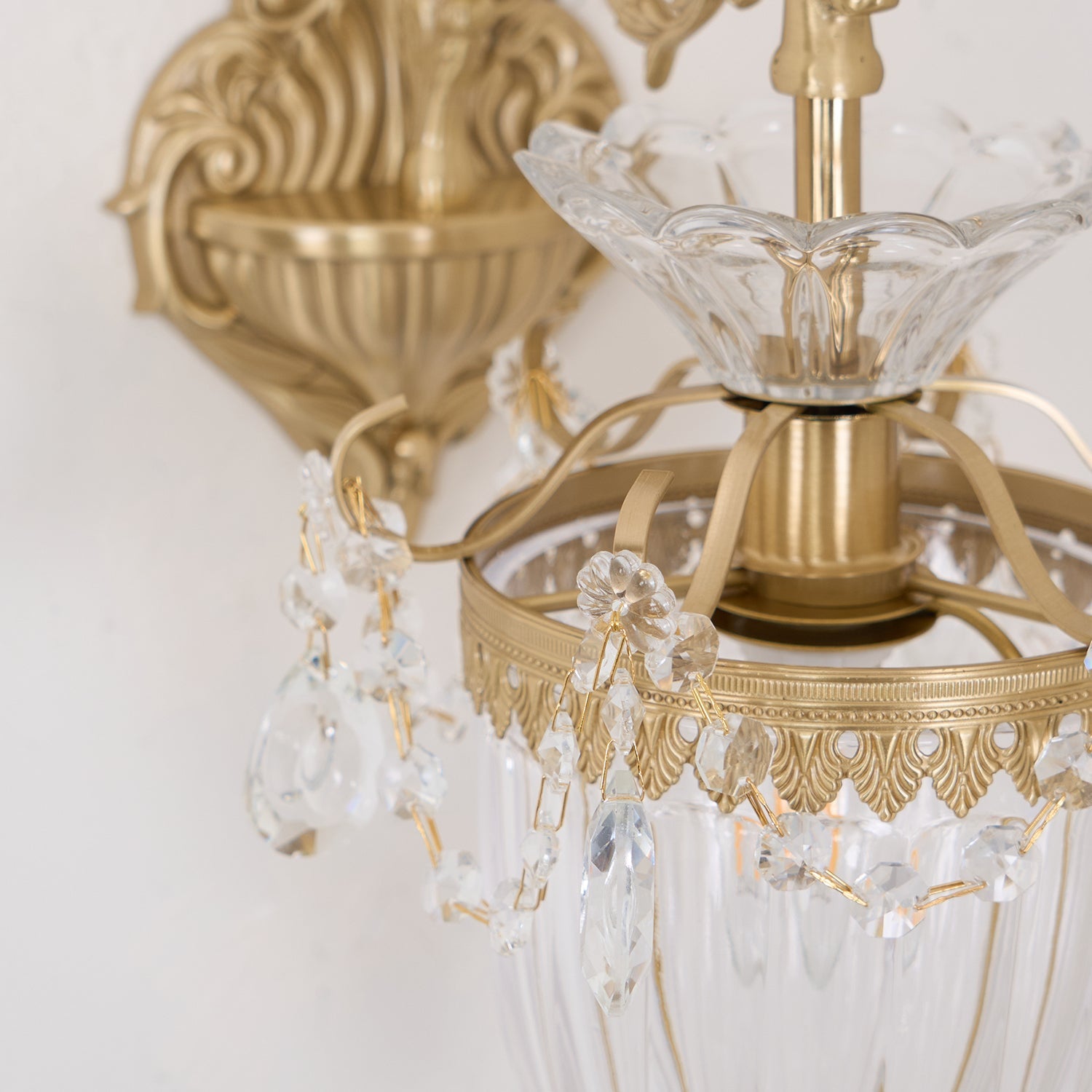 Elosia Gold Double Wall Lamp - Letslighting