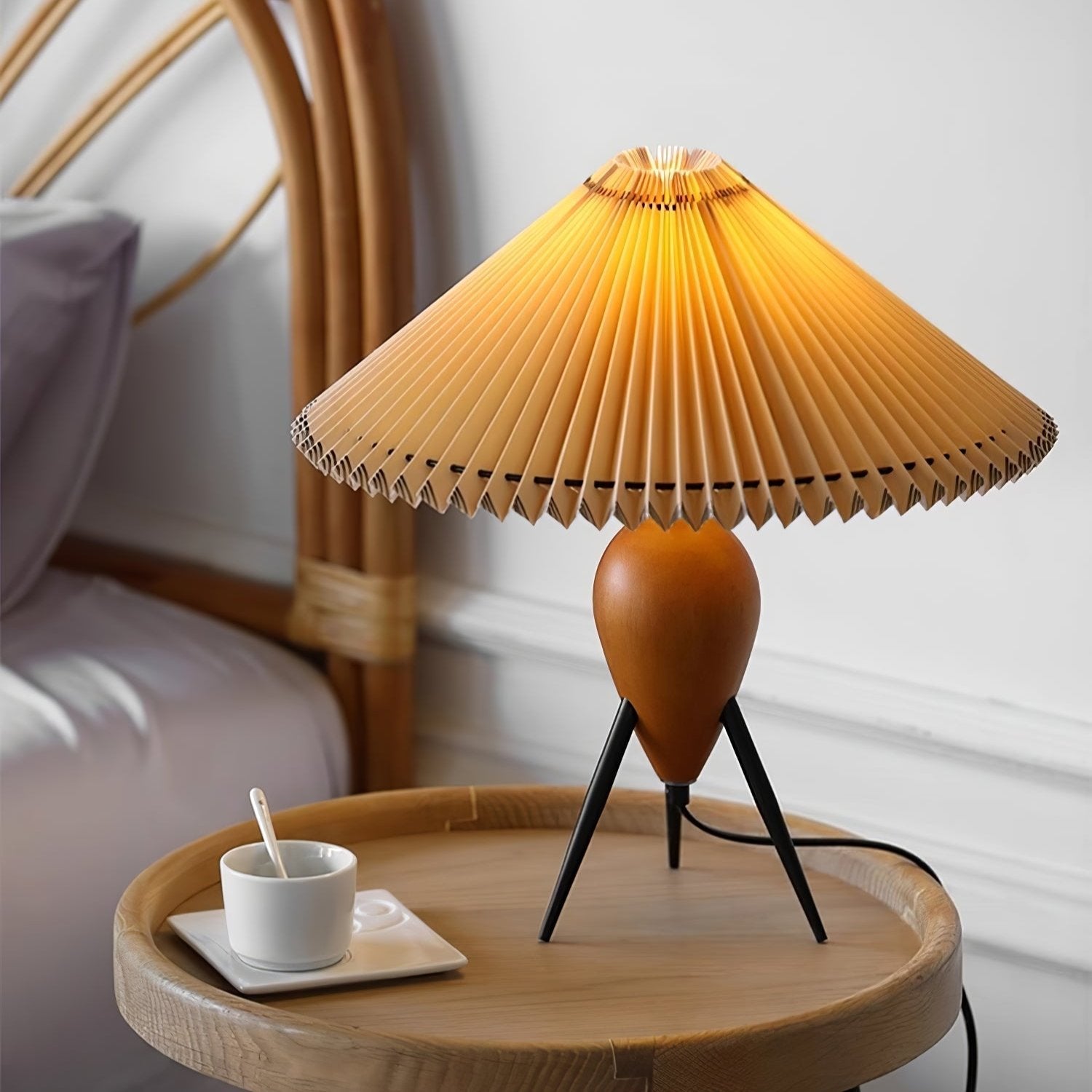 Elyse Wood & Fabric Retro Table Lamp - Letslighting
