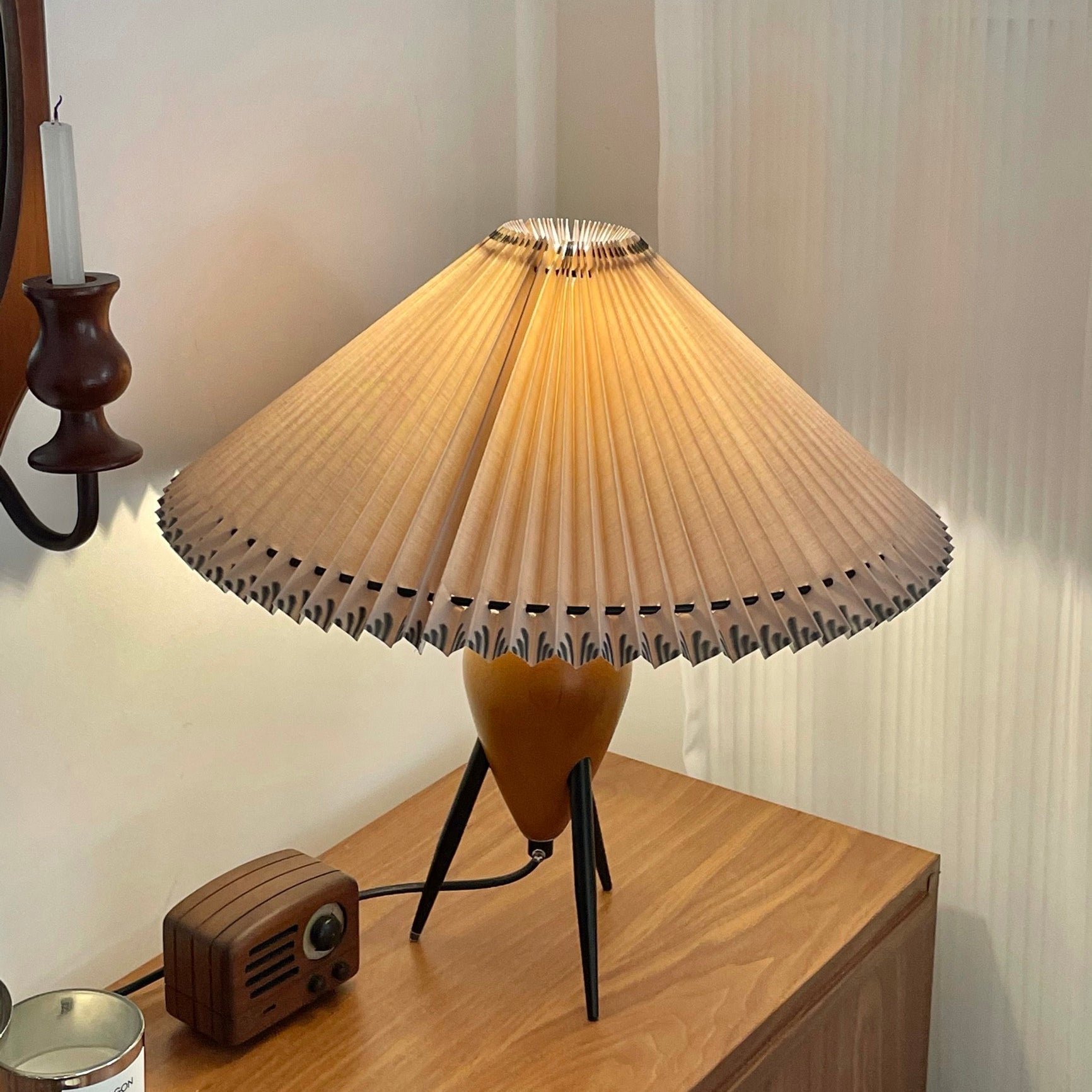 Elyse Wood & Fabric Retro Table Lamp - Letslighting