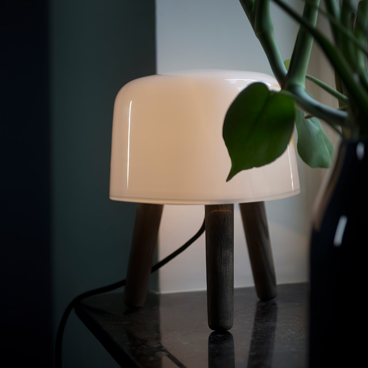 GlowPod Wood Milk Table Lamp - Letslighting