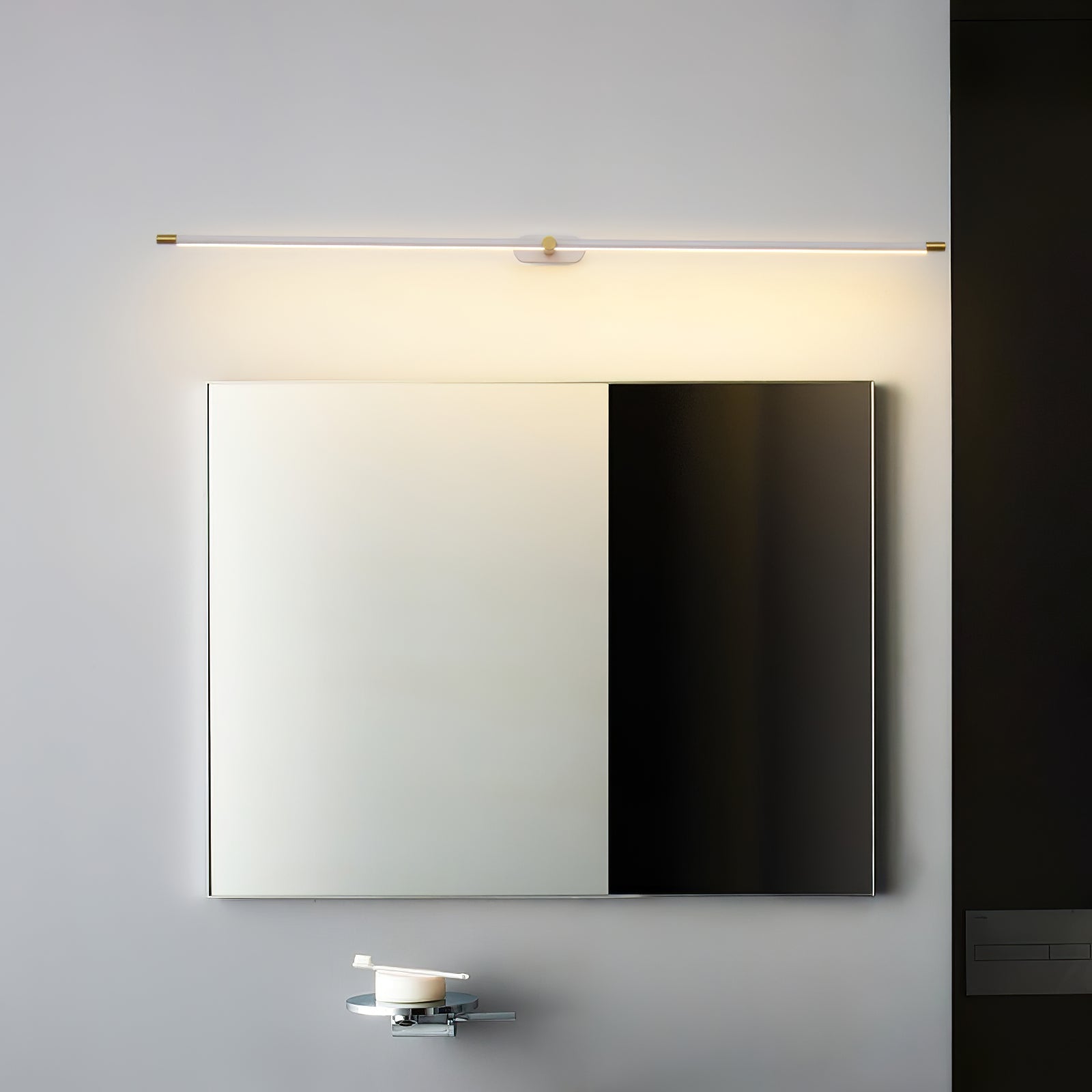 Arisha Minimalist Linear Rechargeable Wall Lamp
