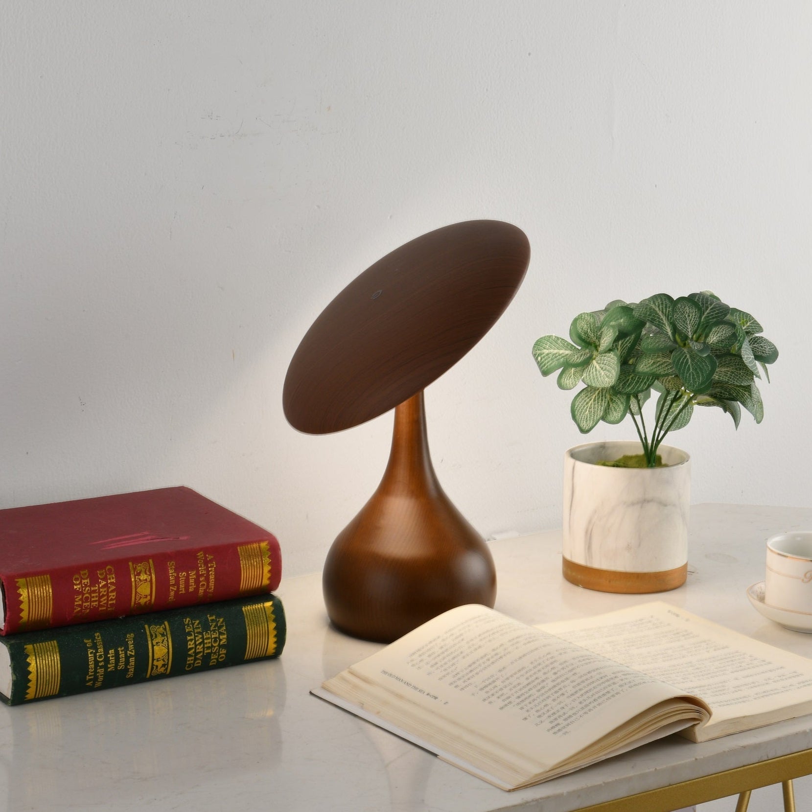 Orbis Vintage Wood Table Lamp - Letslighting