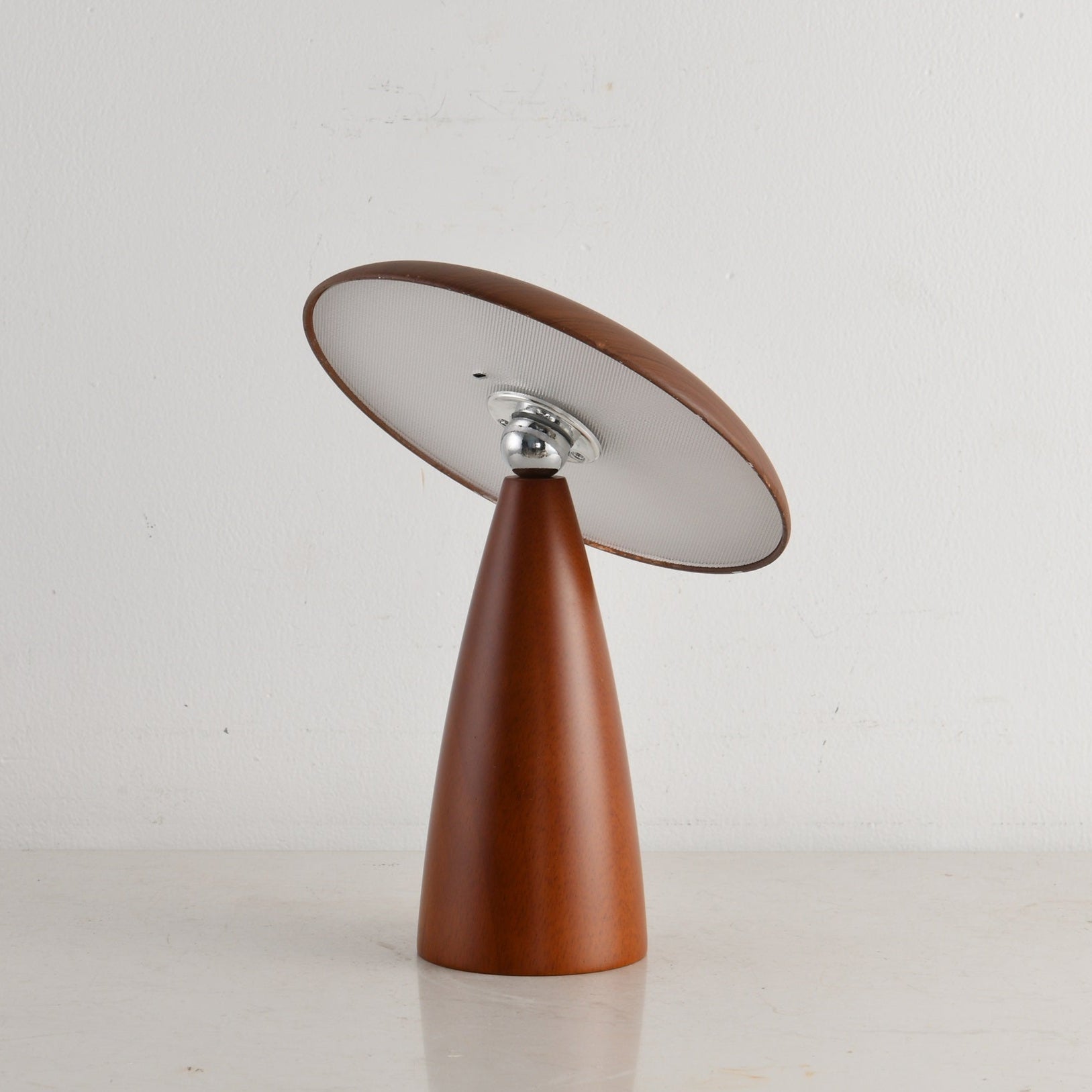 Orbis Vintage Wood Table Lamp - Letslighting