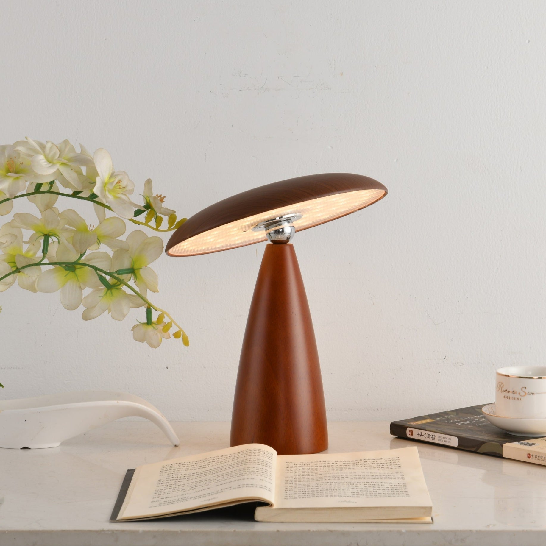 Orbis Vintage Wood Table Lamp - Letslighting