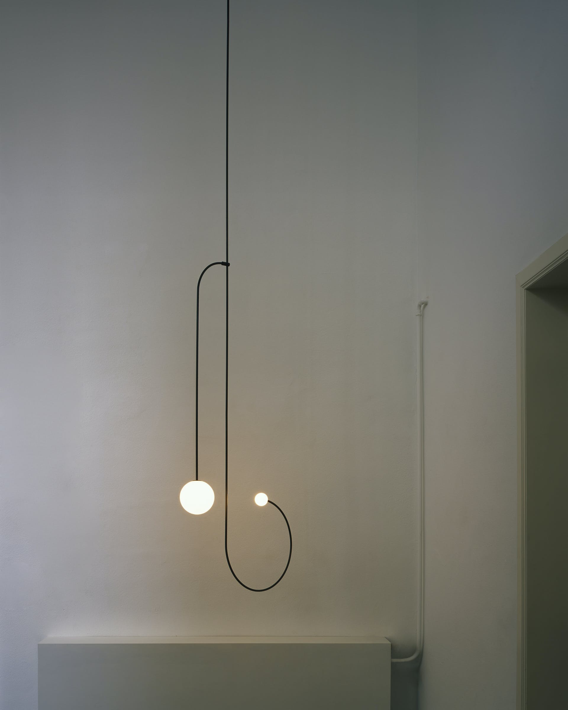 Lustra Chandelier Mobile Black Minimalist - Letslighting