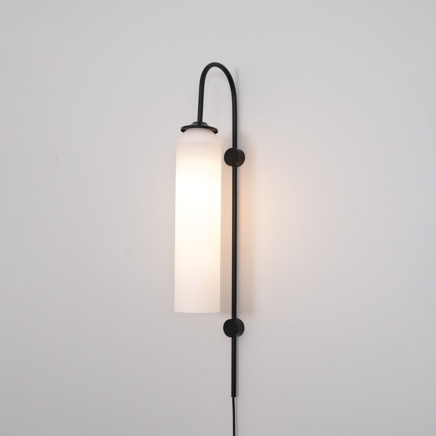 Valentina Modern Glass Plug-In Wall Lamp