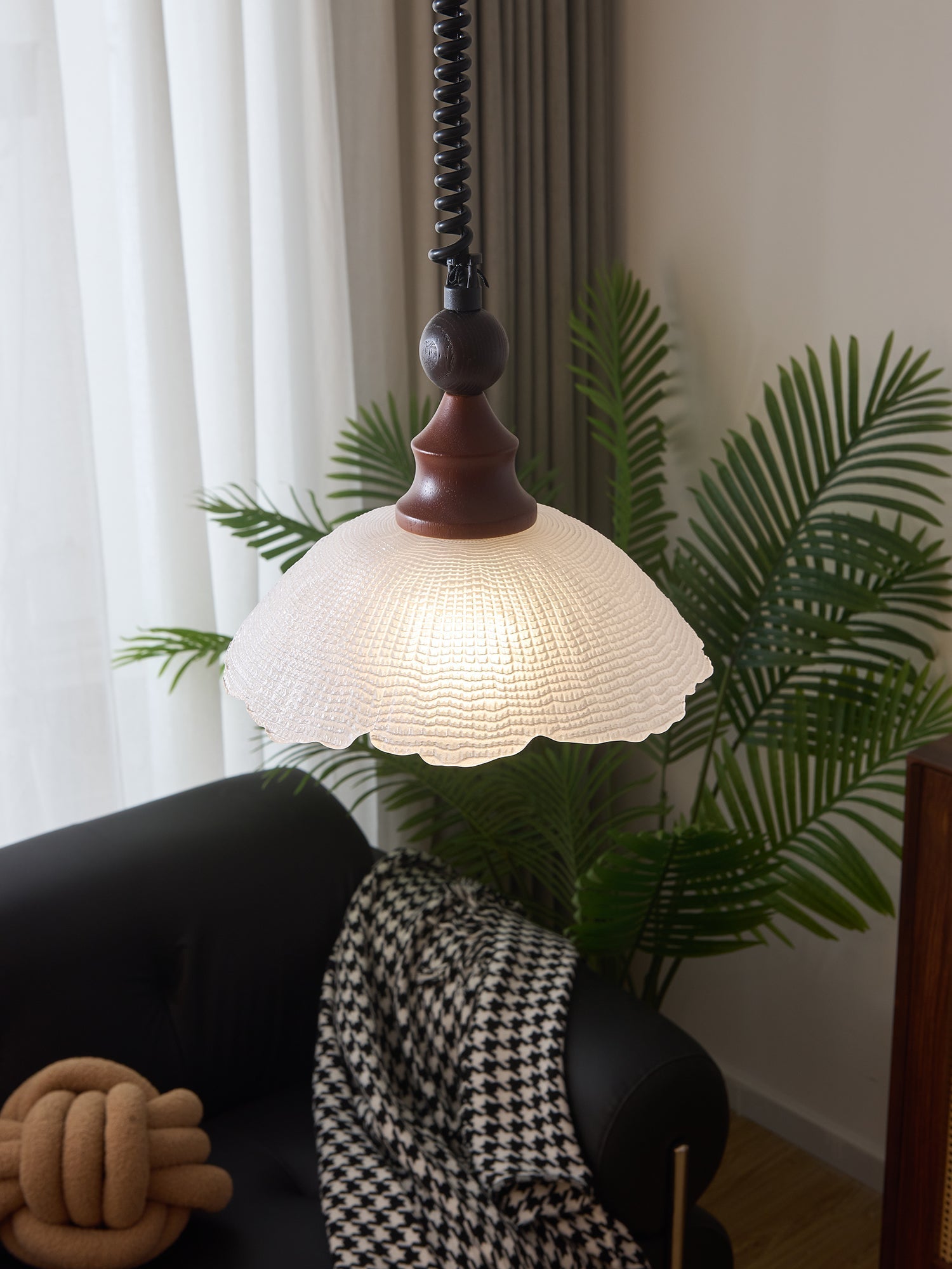 Nydoreth Elegance Vintage Art Wood Pendant Lamp - Letslighting