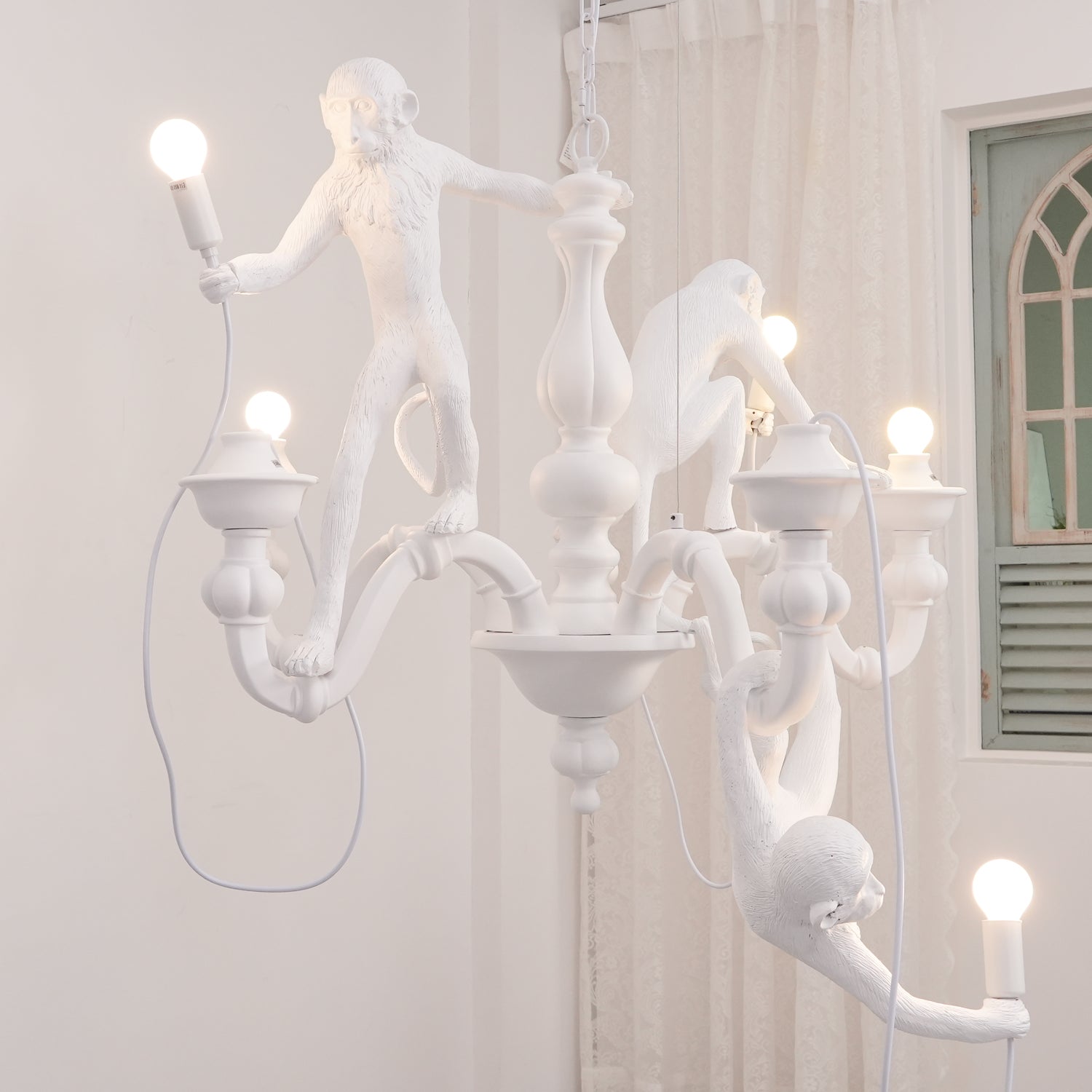 Lustra Chandelier Monkey Black Playful Sculpture - Letslighting