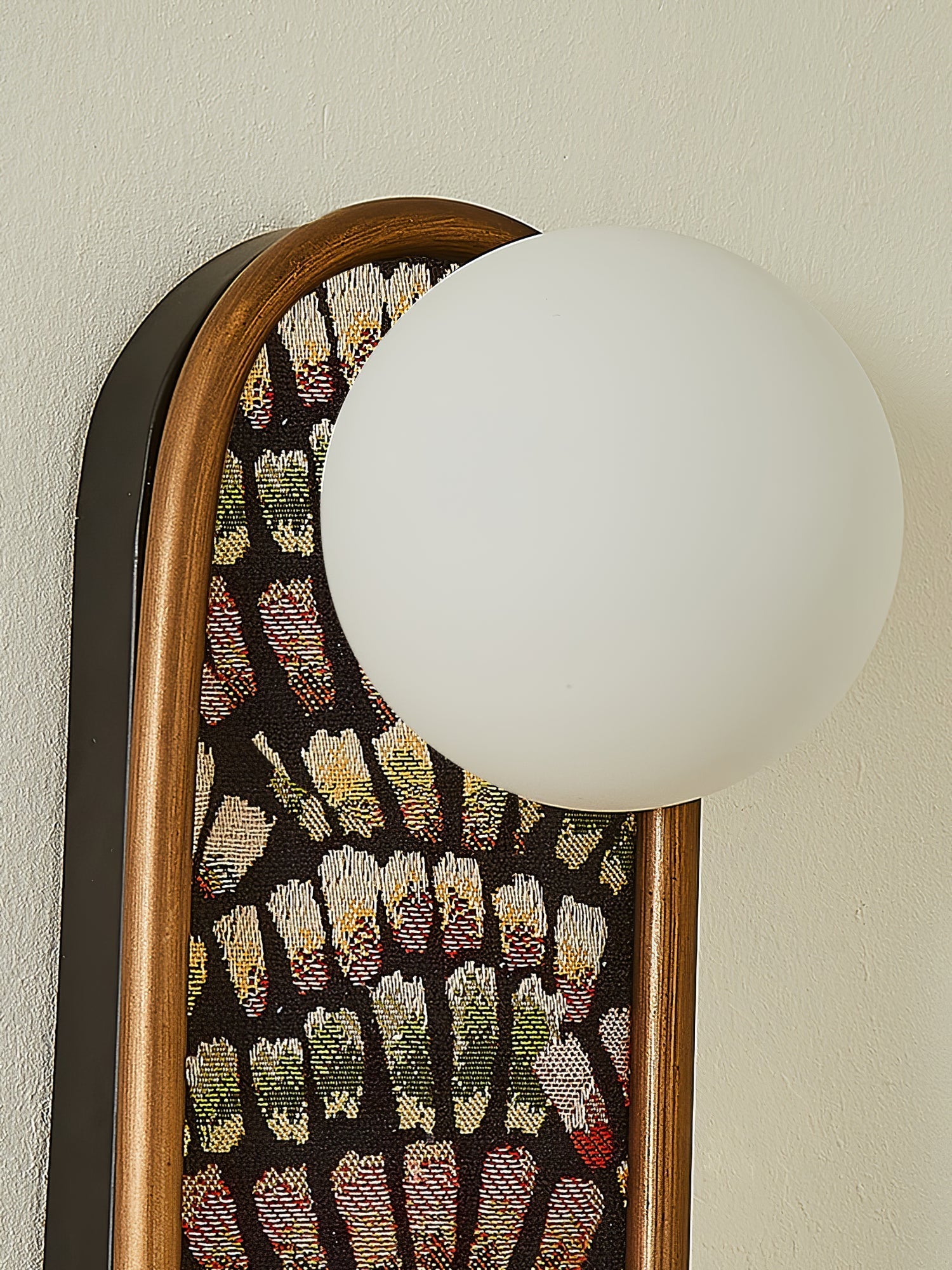 Uzorus Premium Nordic Art Fabric Wall Light - Letslighting