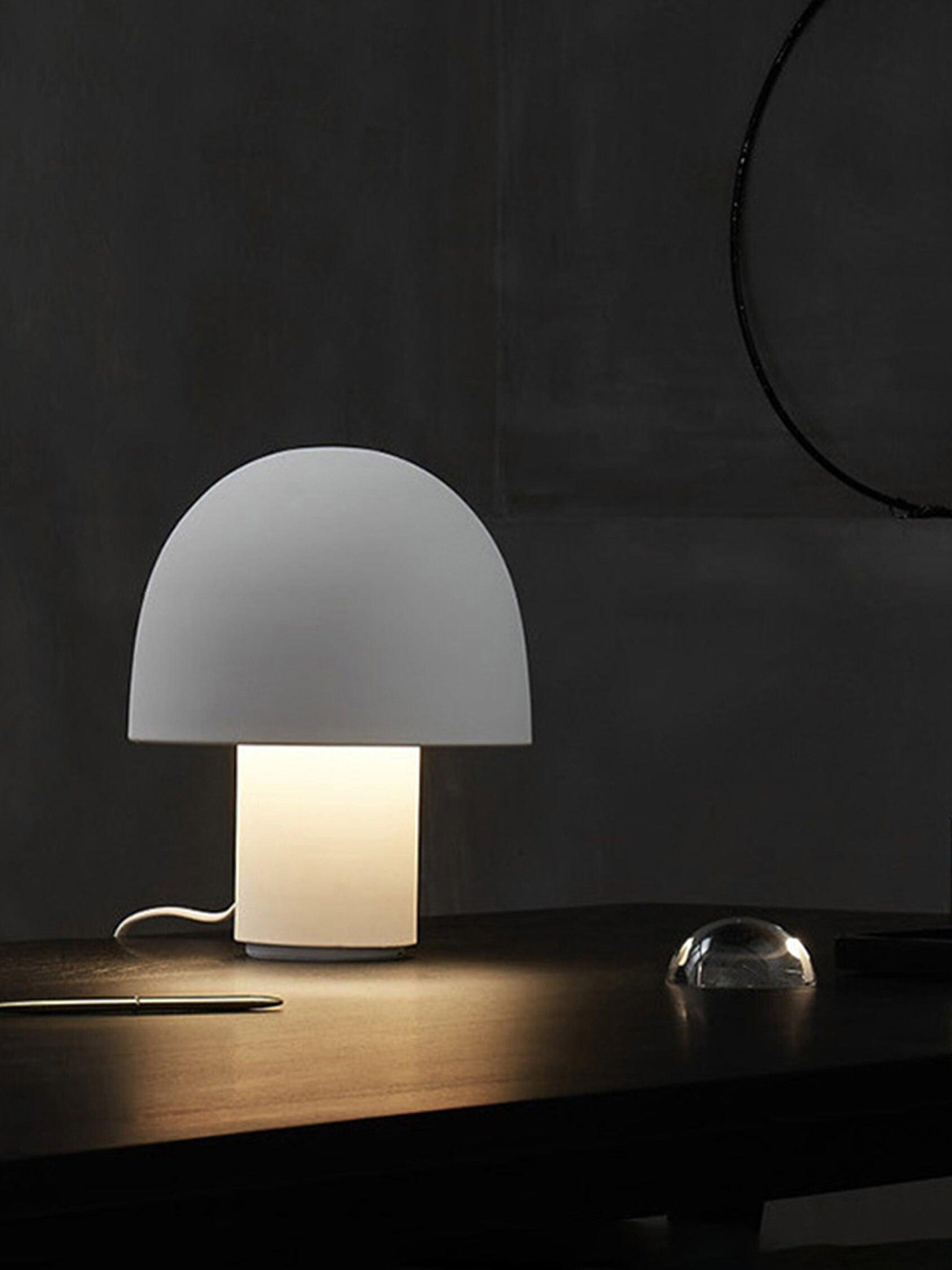Lumoen Retro Table Lamp - Letslighting