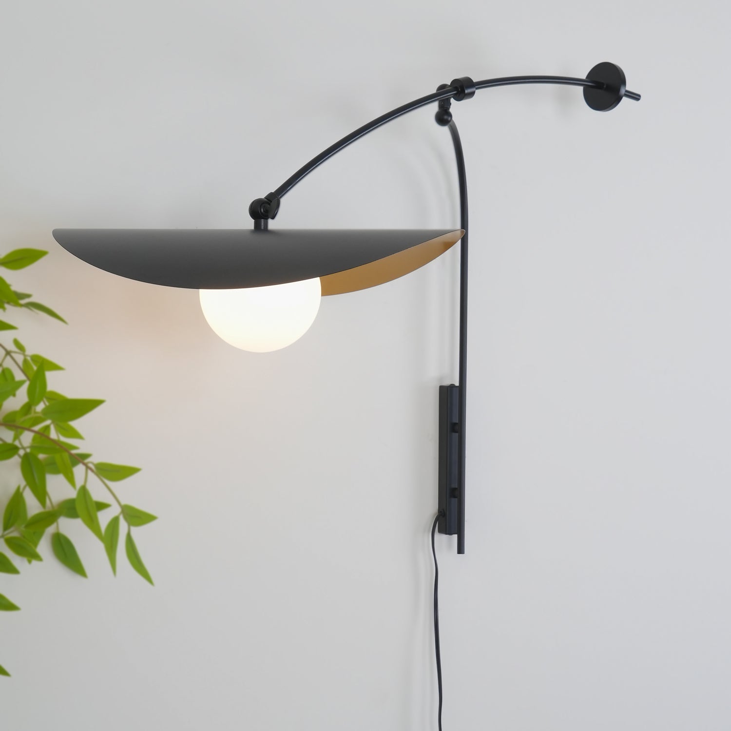 Embise Glass Minimalist Wall Lamp - Letslighting