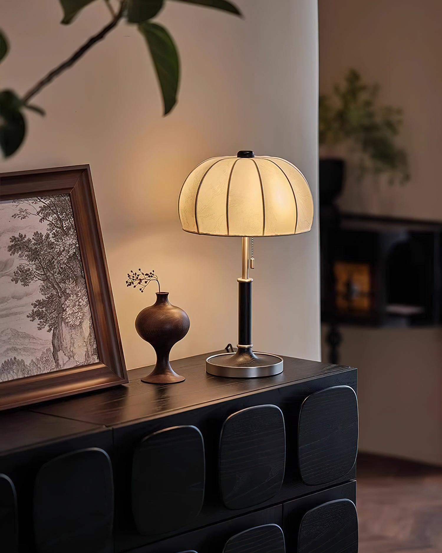 Liorian Wood Fabric Retro Table Lamp - Letslighting