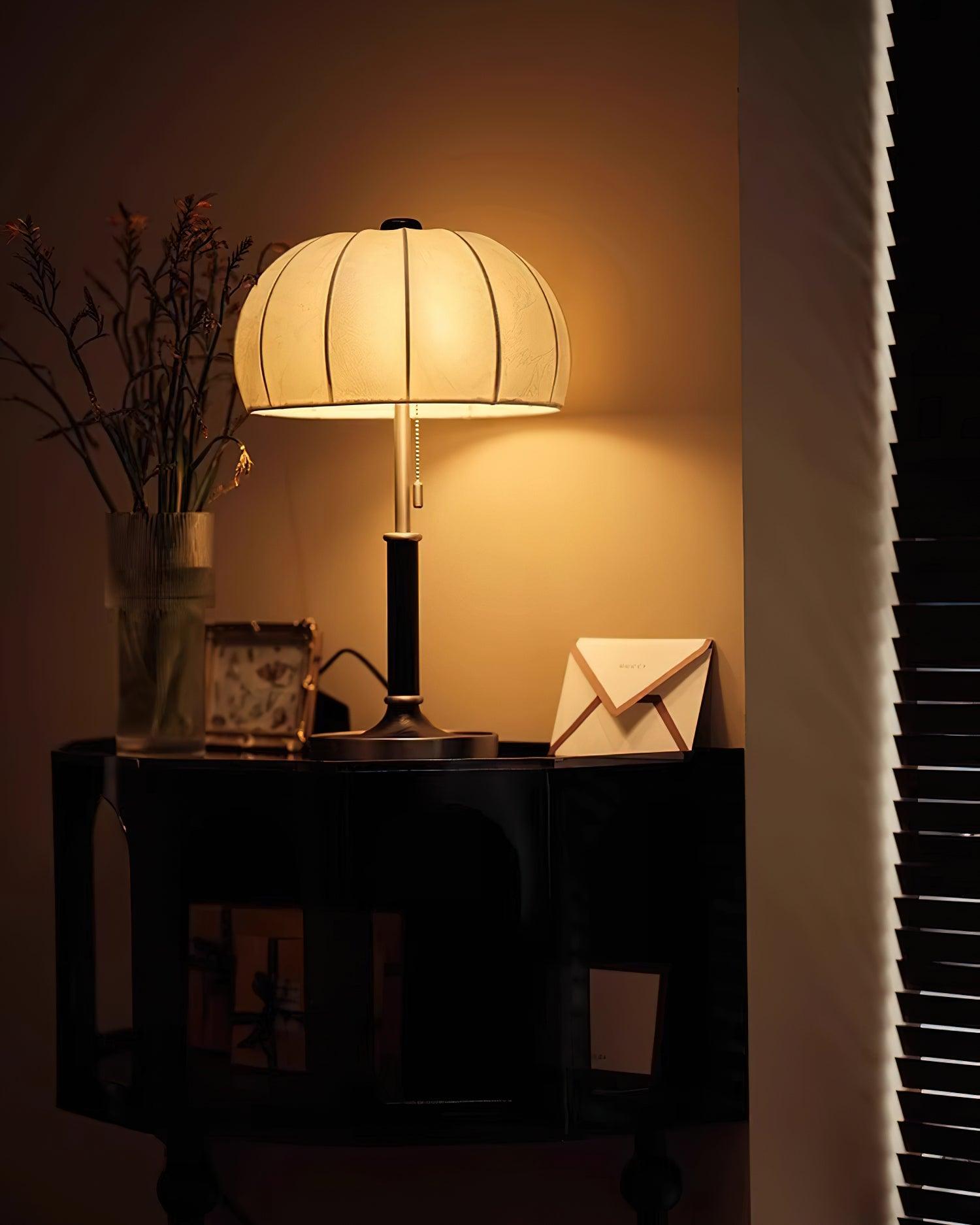 Liorian Wood Fabric Retro Table Lamp - Letslighting