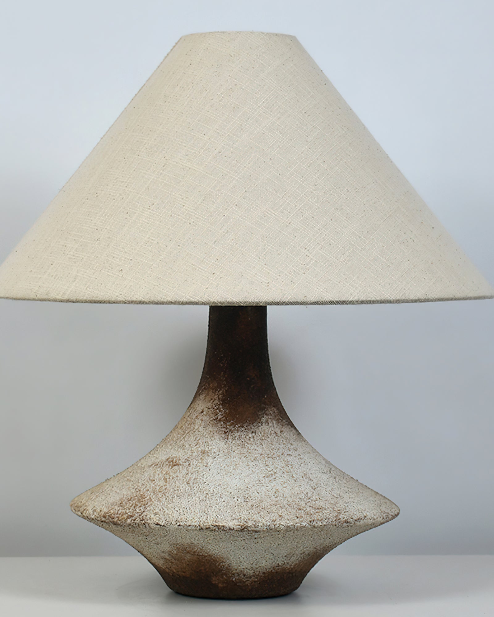 Navoer Fabric Artistic Table Lamp - Letslighting