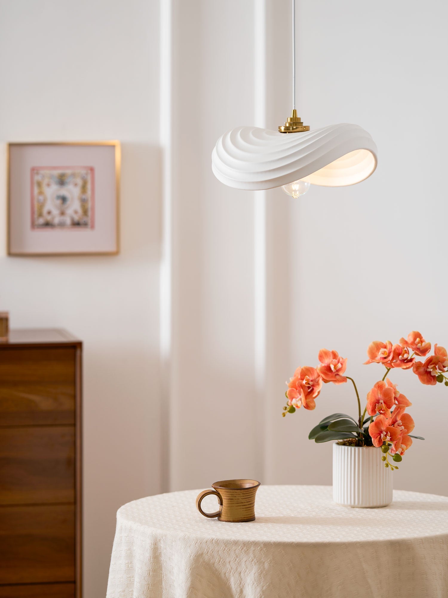 Lila Modern Resin Pendant Light - Letslighting