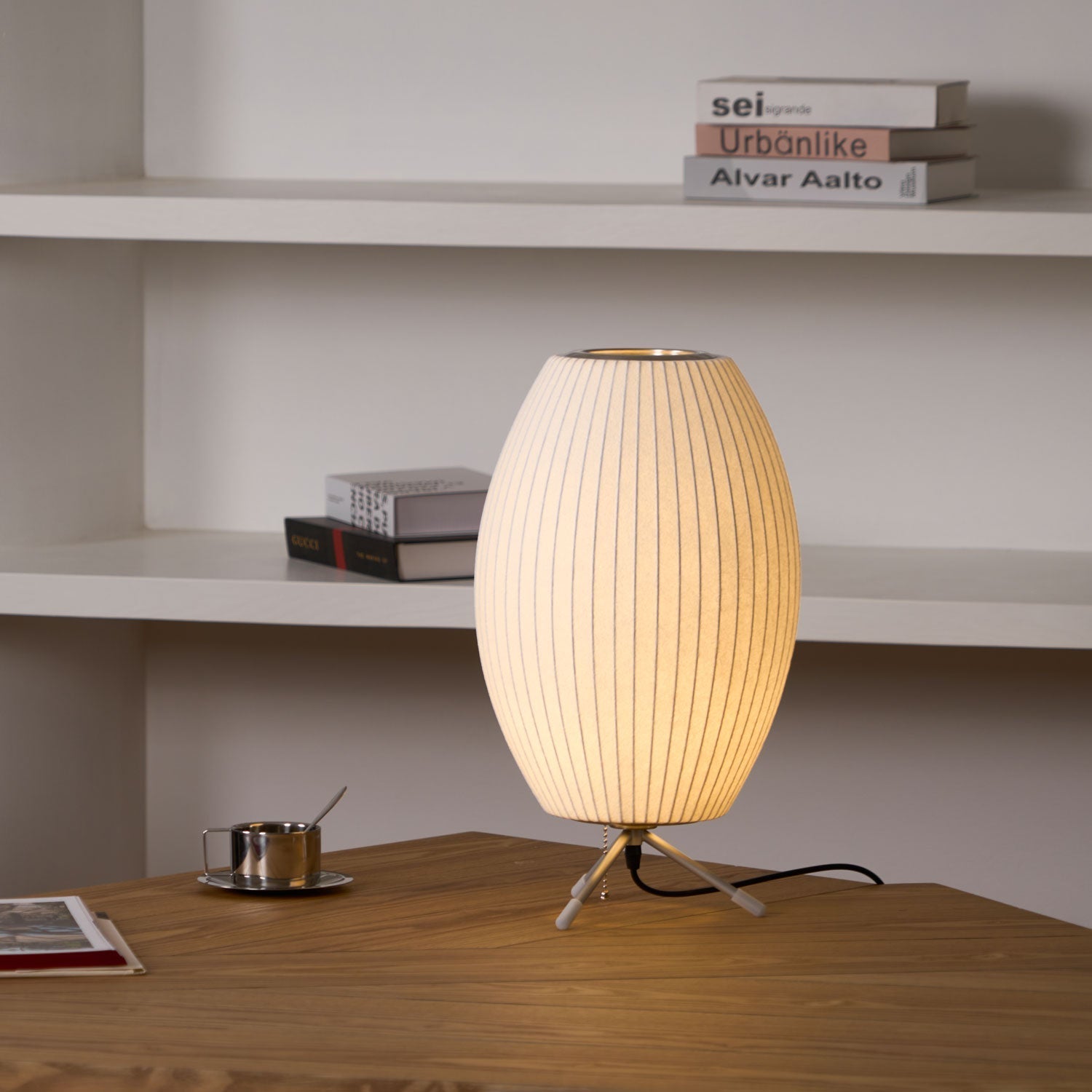 Glinice Steel Minimalist Table Lamp - Letslighting