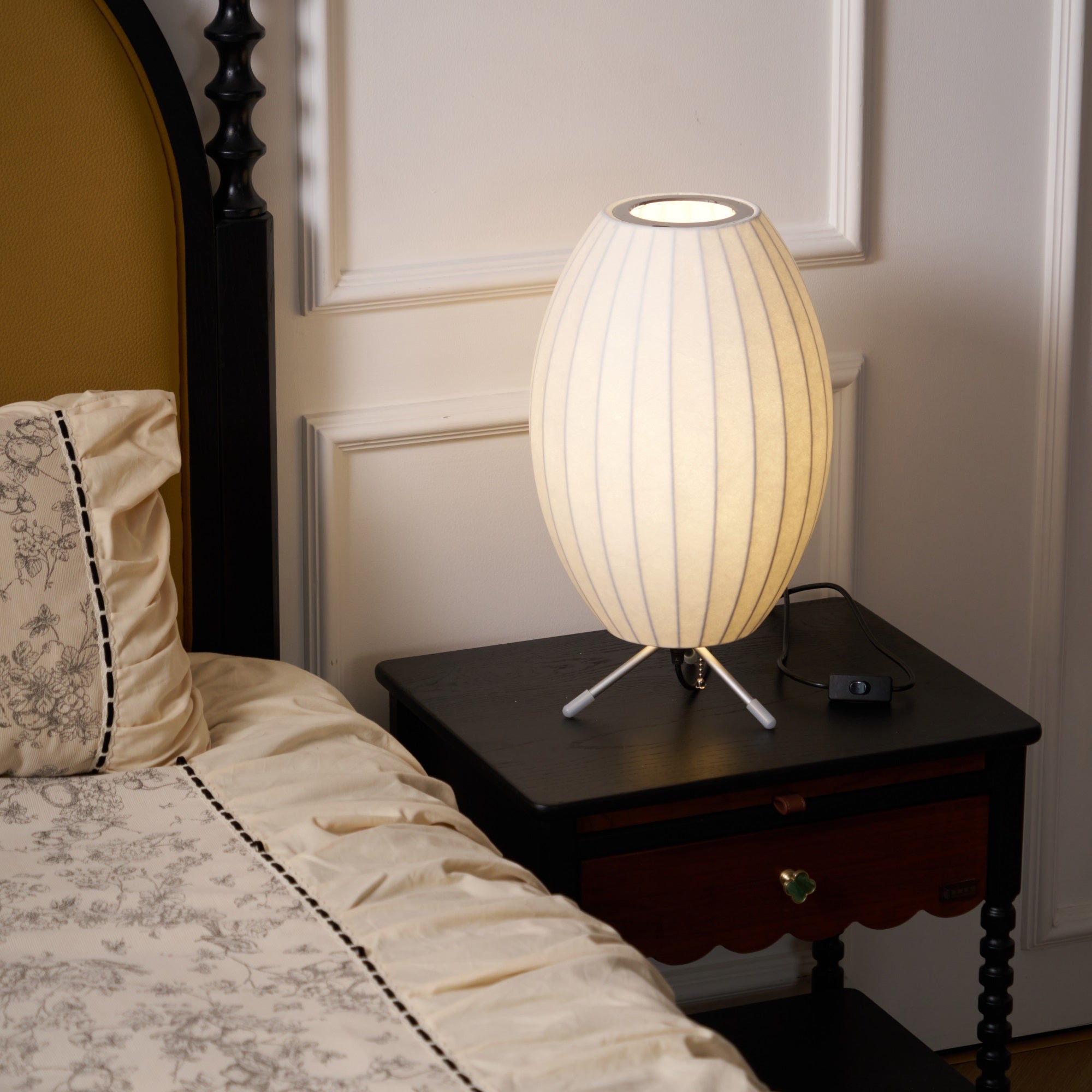 Glinice Steel Minimalist Table Lamp - Letslighting
