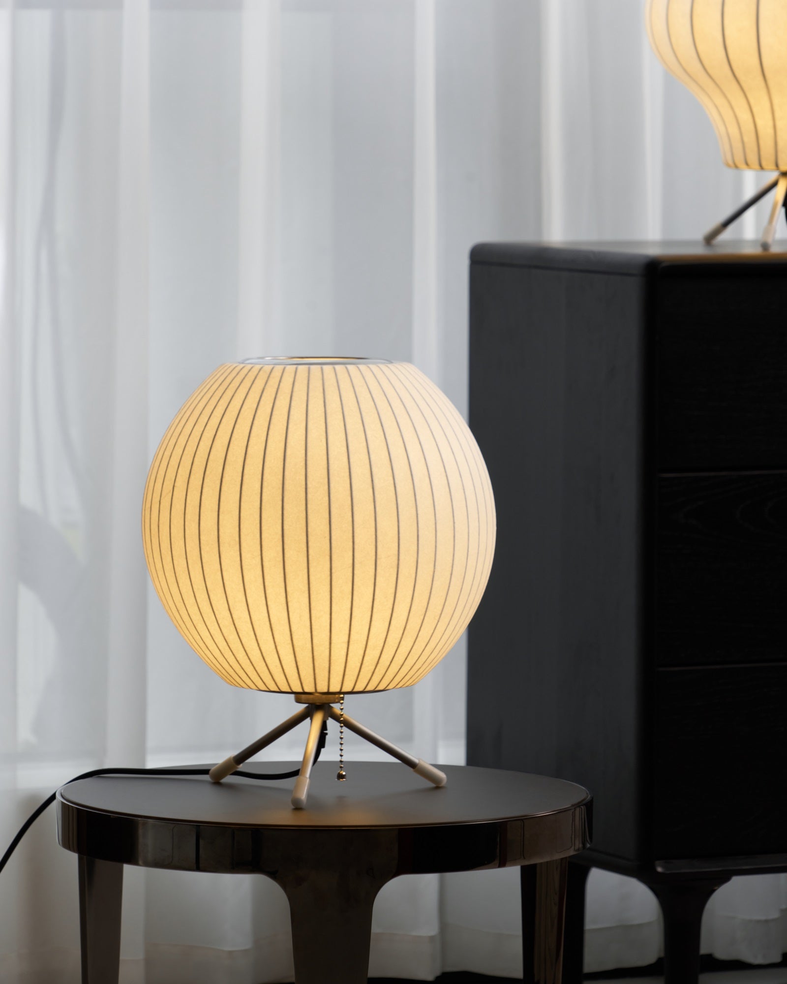 Glinice Steel Minimalist Table Lamp - Letslighting