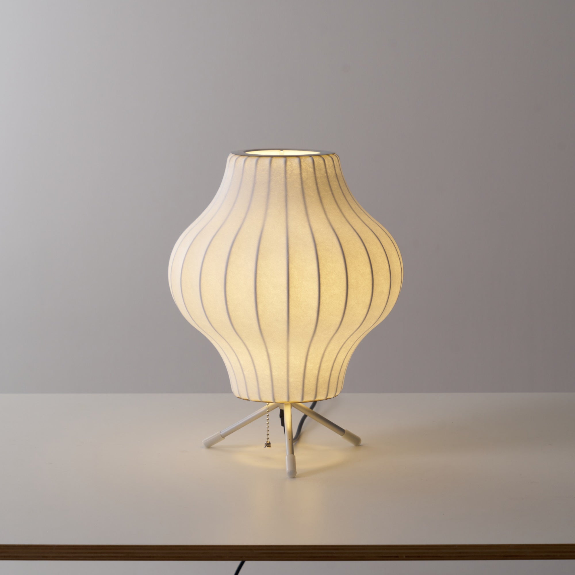 Glinice Steel Minimalist Table Lamp - Letslighting