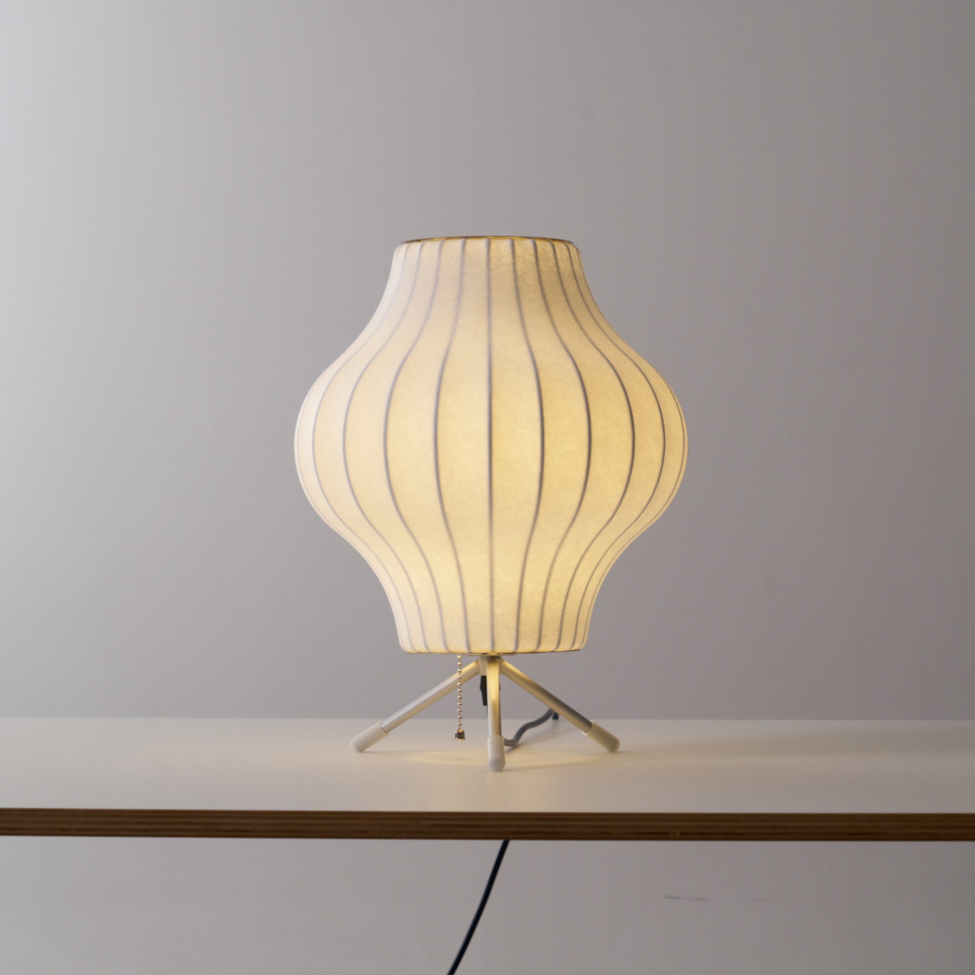 Glinice Steel Minimalist Table Lamp - Letslighting