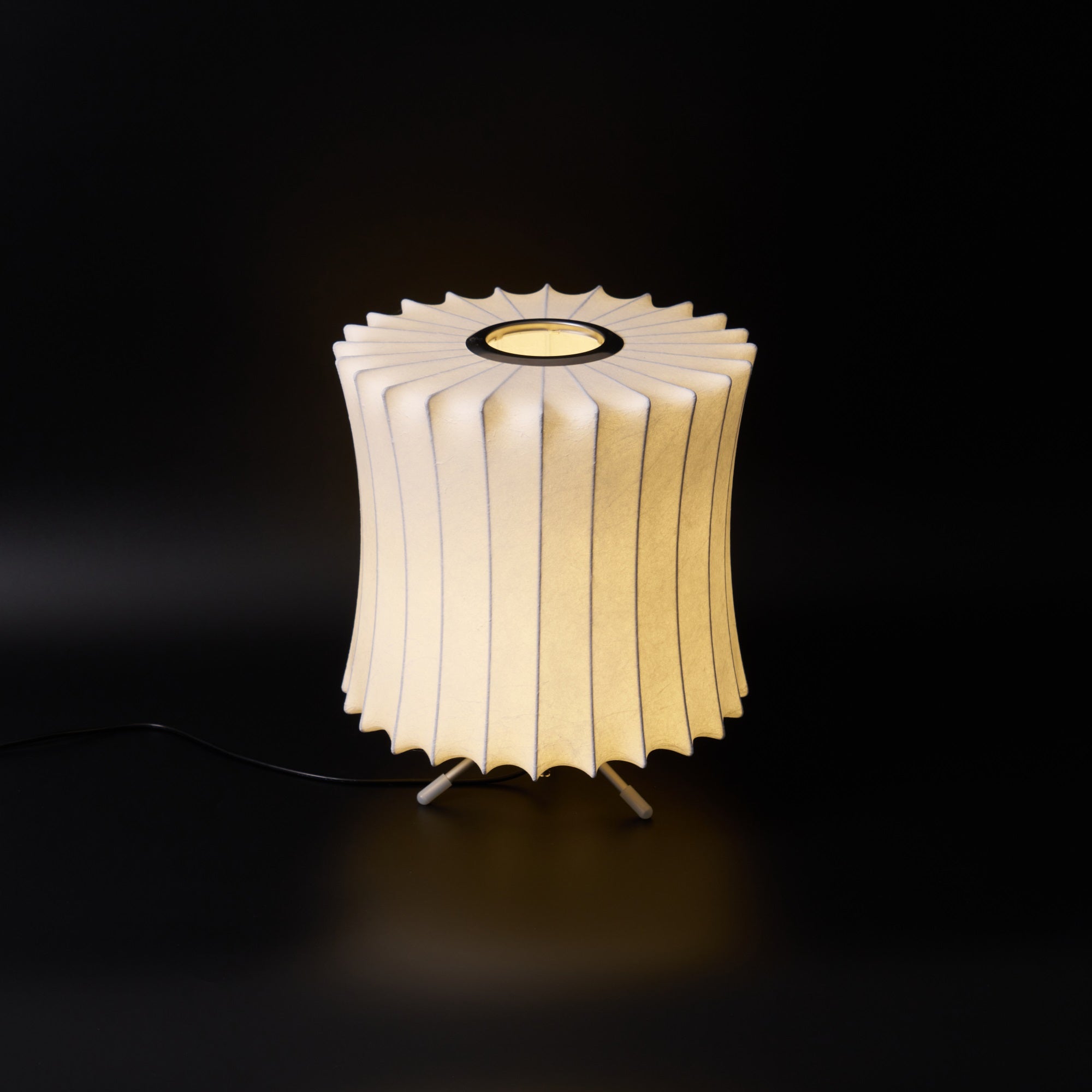 Glinice Steel Minimalist Table Lamp - Letslighting