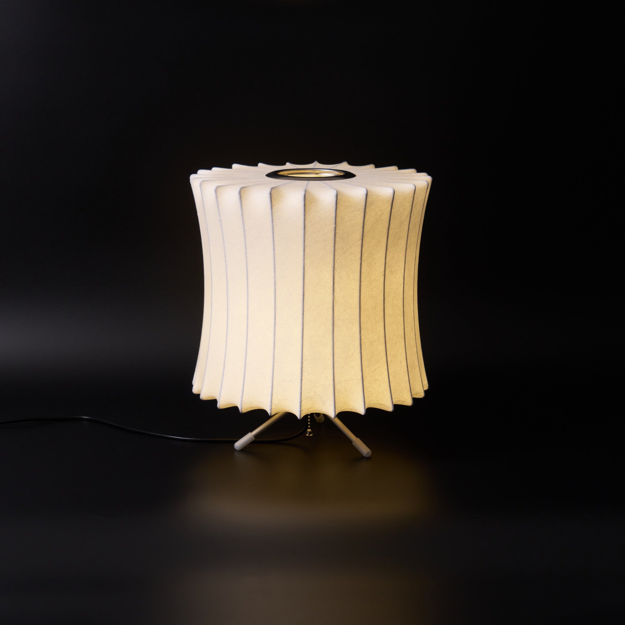 Glinice Steel Minimalist Table Lamp - Letslighting