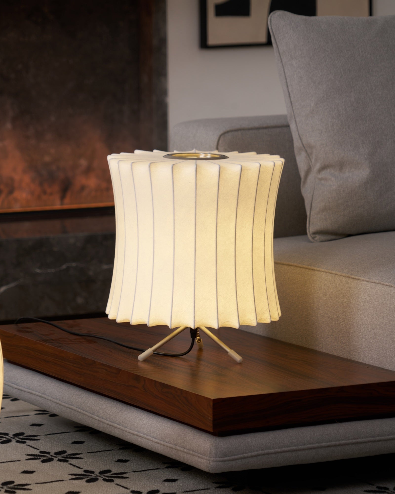 Glinice Steel Minimalist Table Lamp - Letslighting
