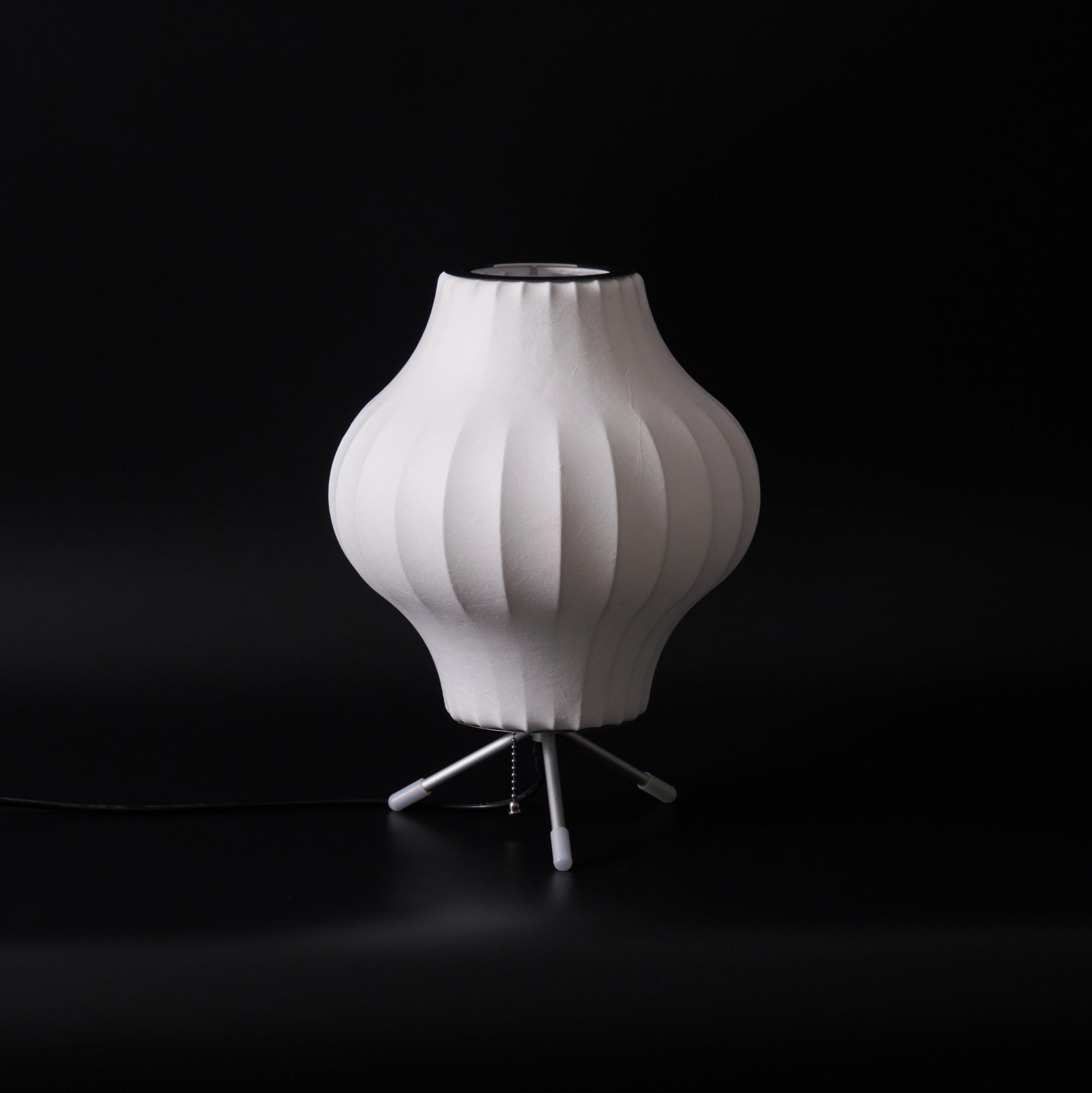 Glinice Steel Minimalist Table Lamp - Letslighting