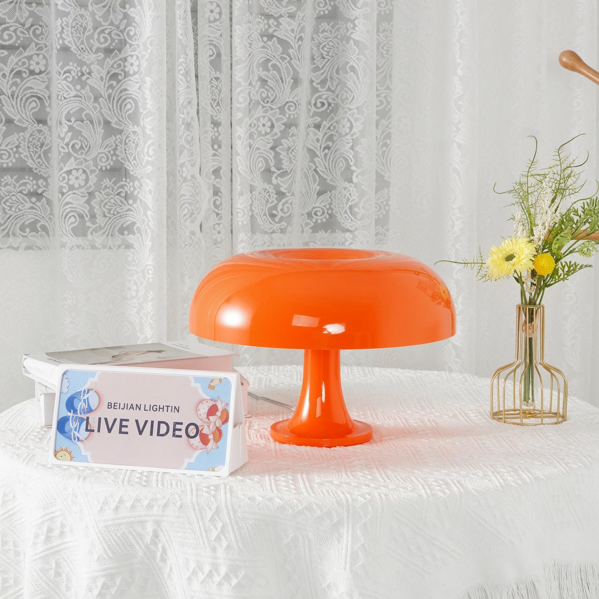 Ondain Playful Retro Table Lamp - Letslighting