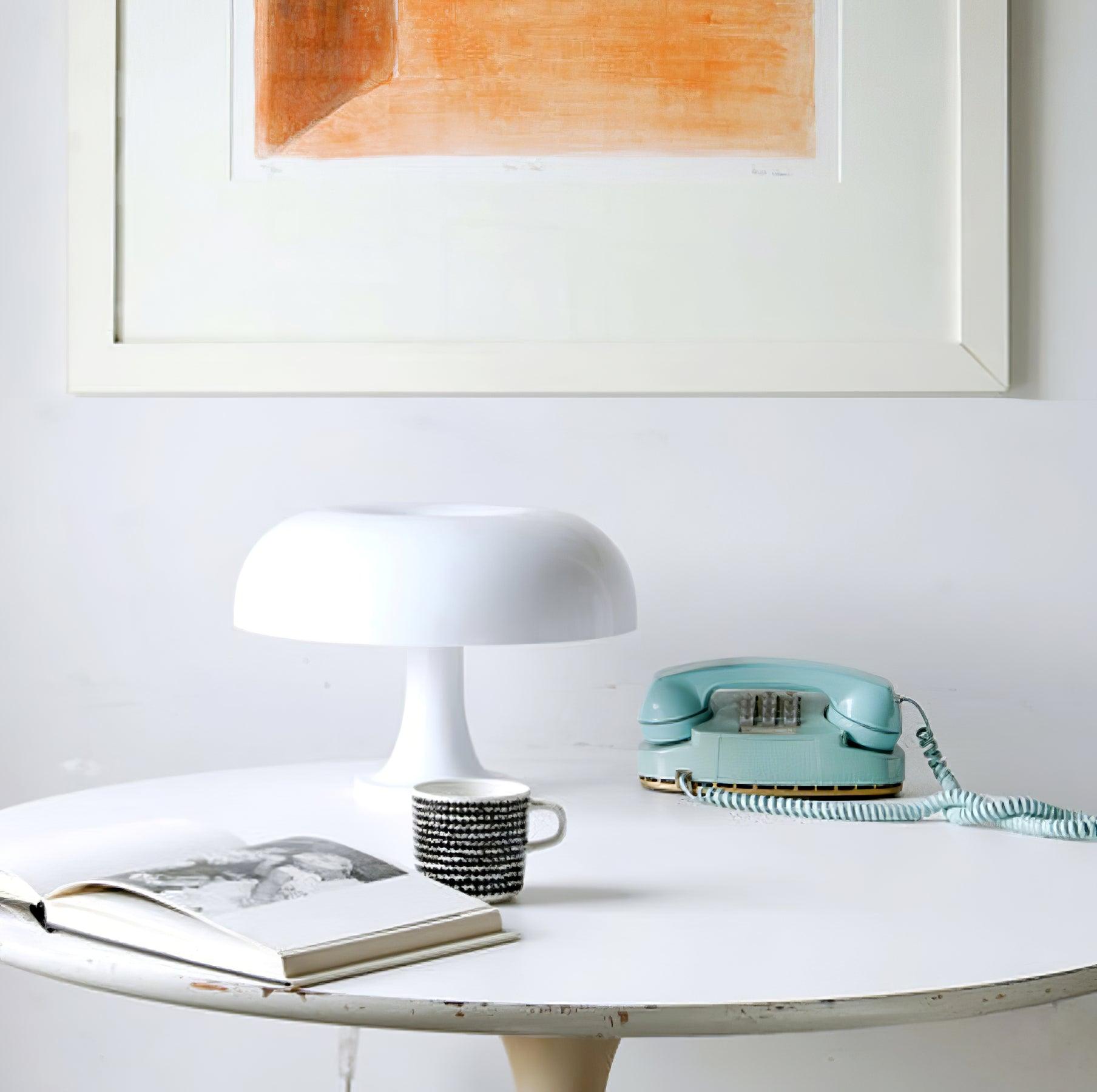 Ondain Playful Retro Table Lamp - Letslighting