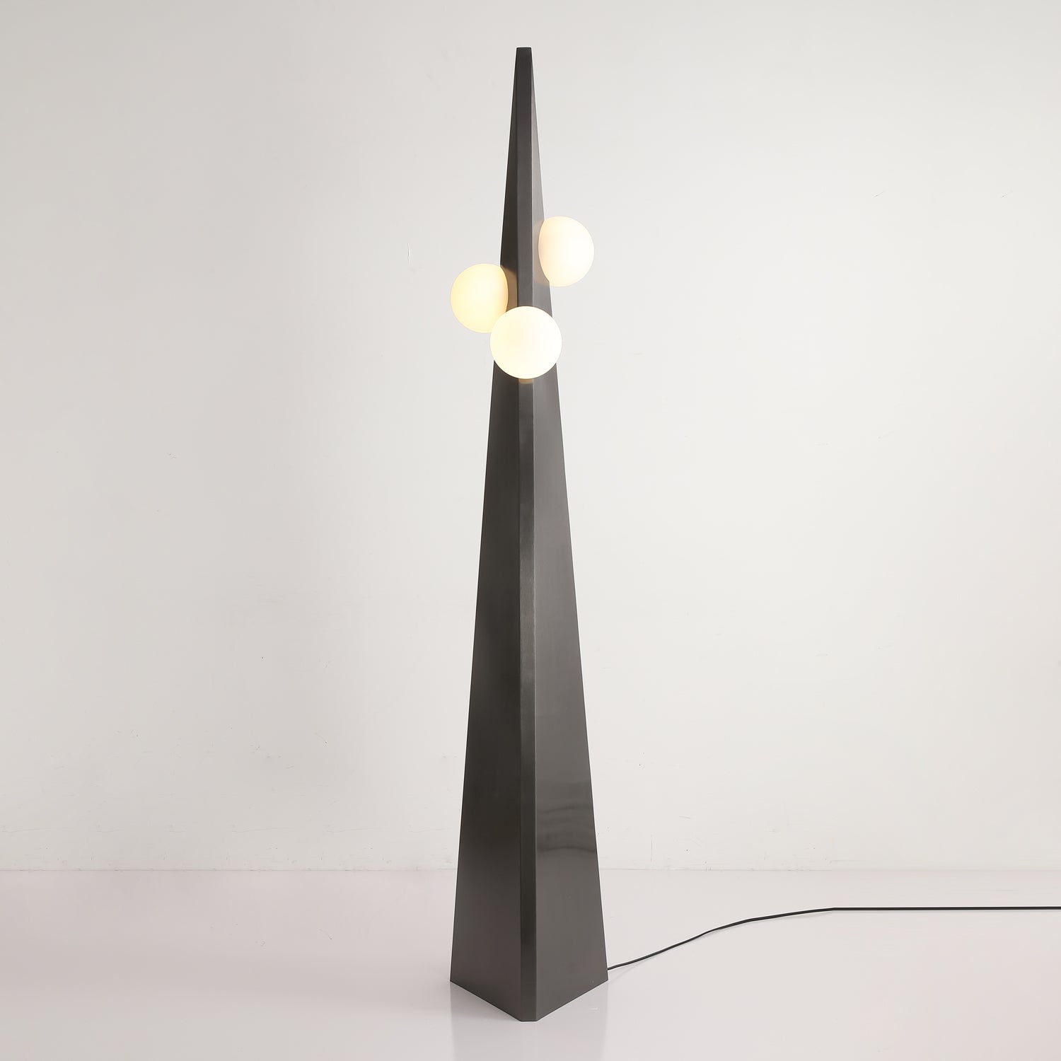 Lymarora Sculptural Floor Lamp - Letslighting