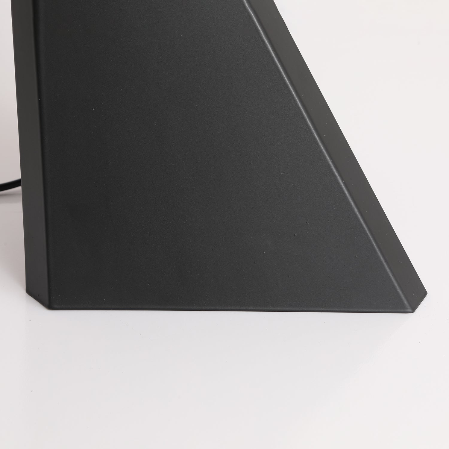 Nixie Geometric Glass Table Lamp - Letslighting