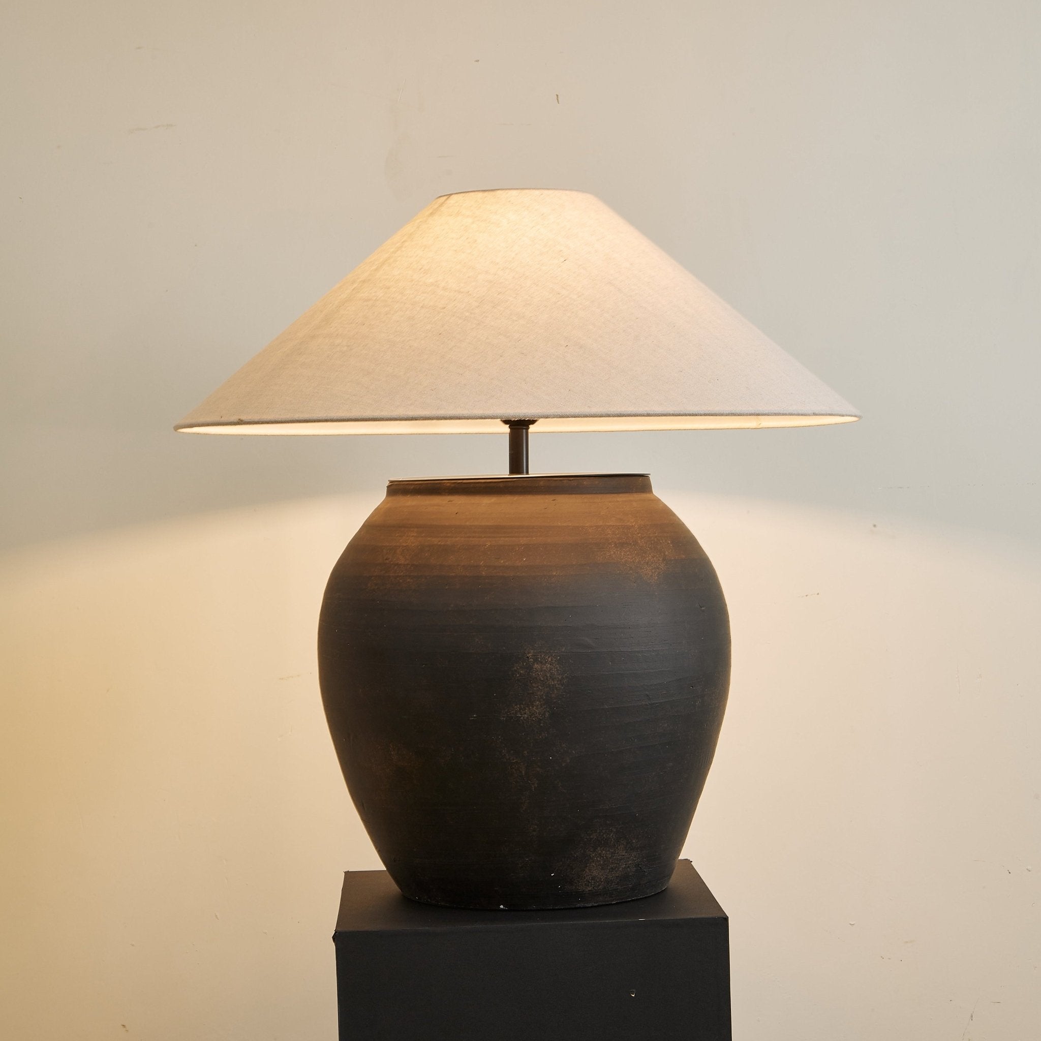 Eloise Modern Table Lamp - Letslighting