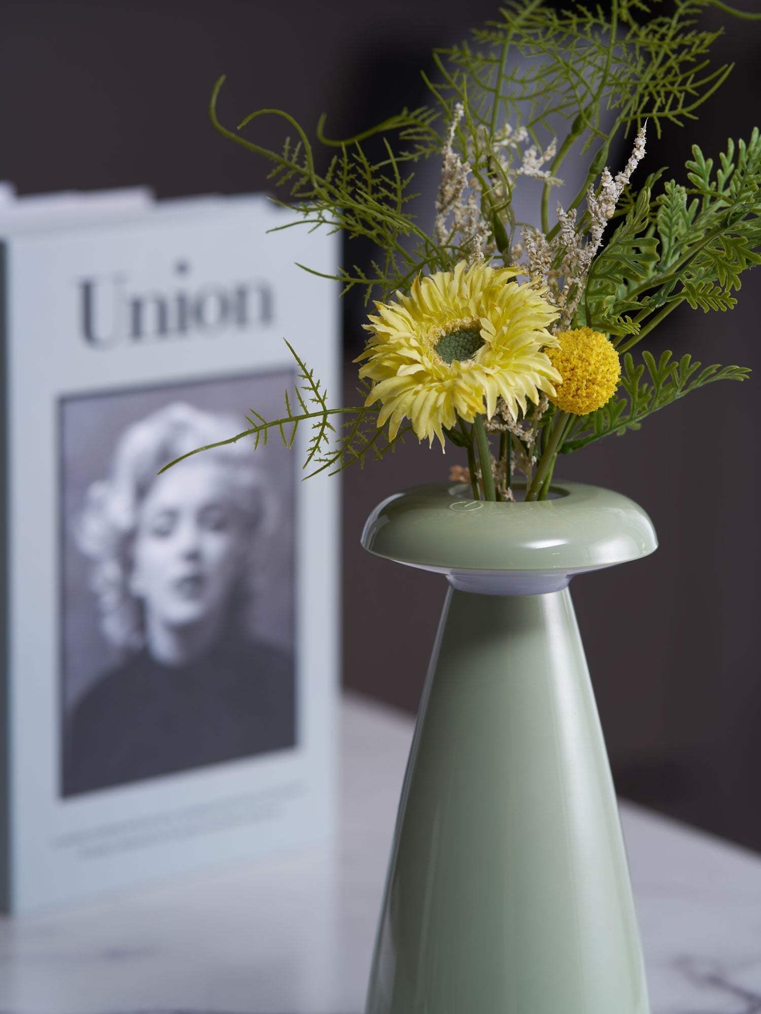 Mushroove Ceramic Minimalist Table Lamp - Letslighting