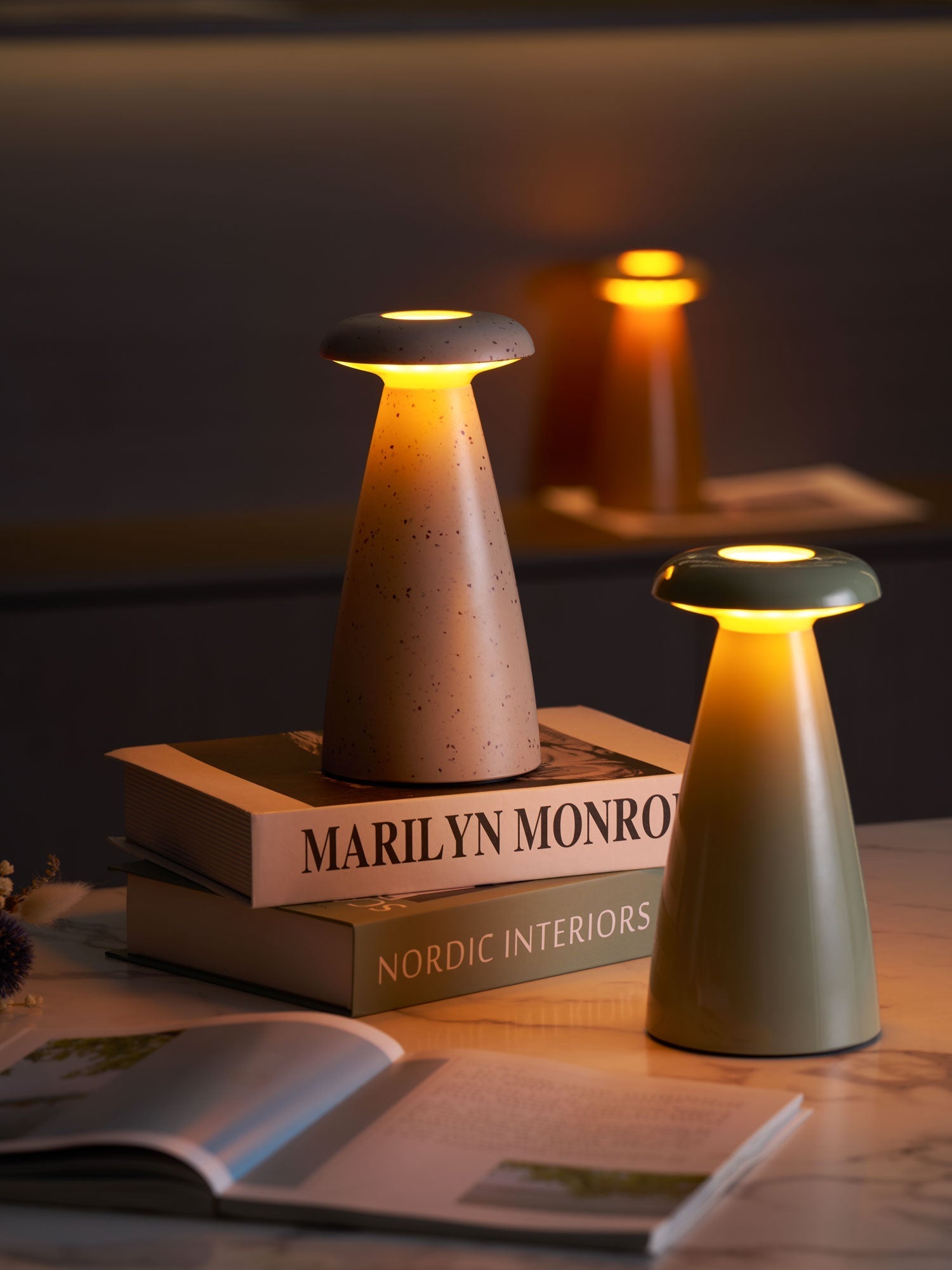 Mushroove Ceramic Minimalist Table Lamp - Letslighting