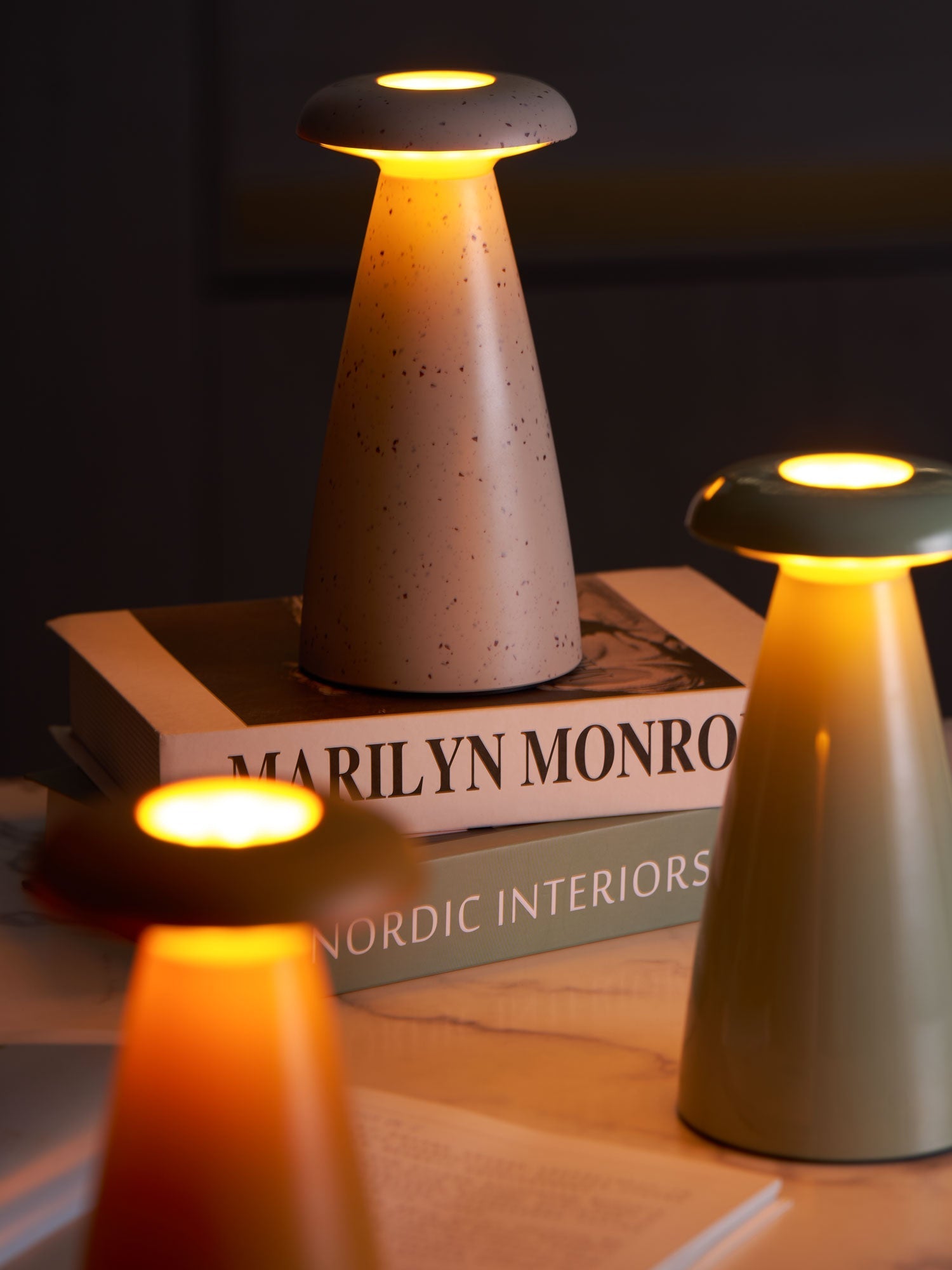 Mushroove Ceramic Minimalist Table Lamp - Letslighting