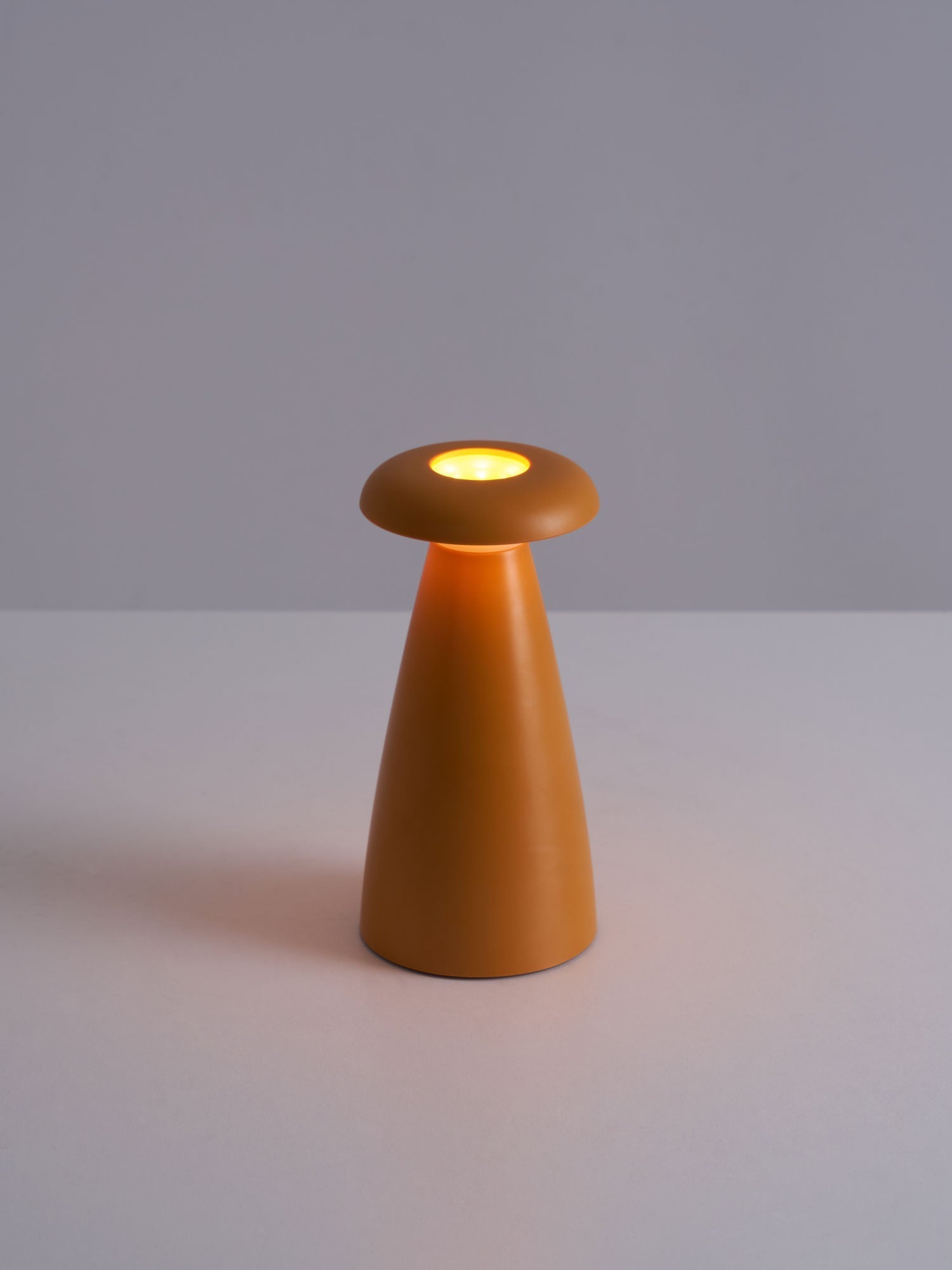 Mushroove Ceramic Minimalist Table Lamp - Letslighting