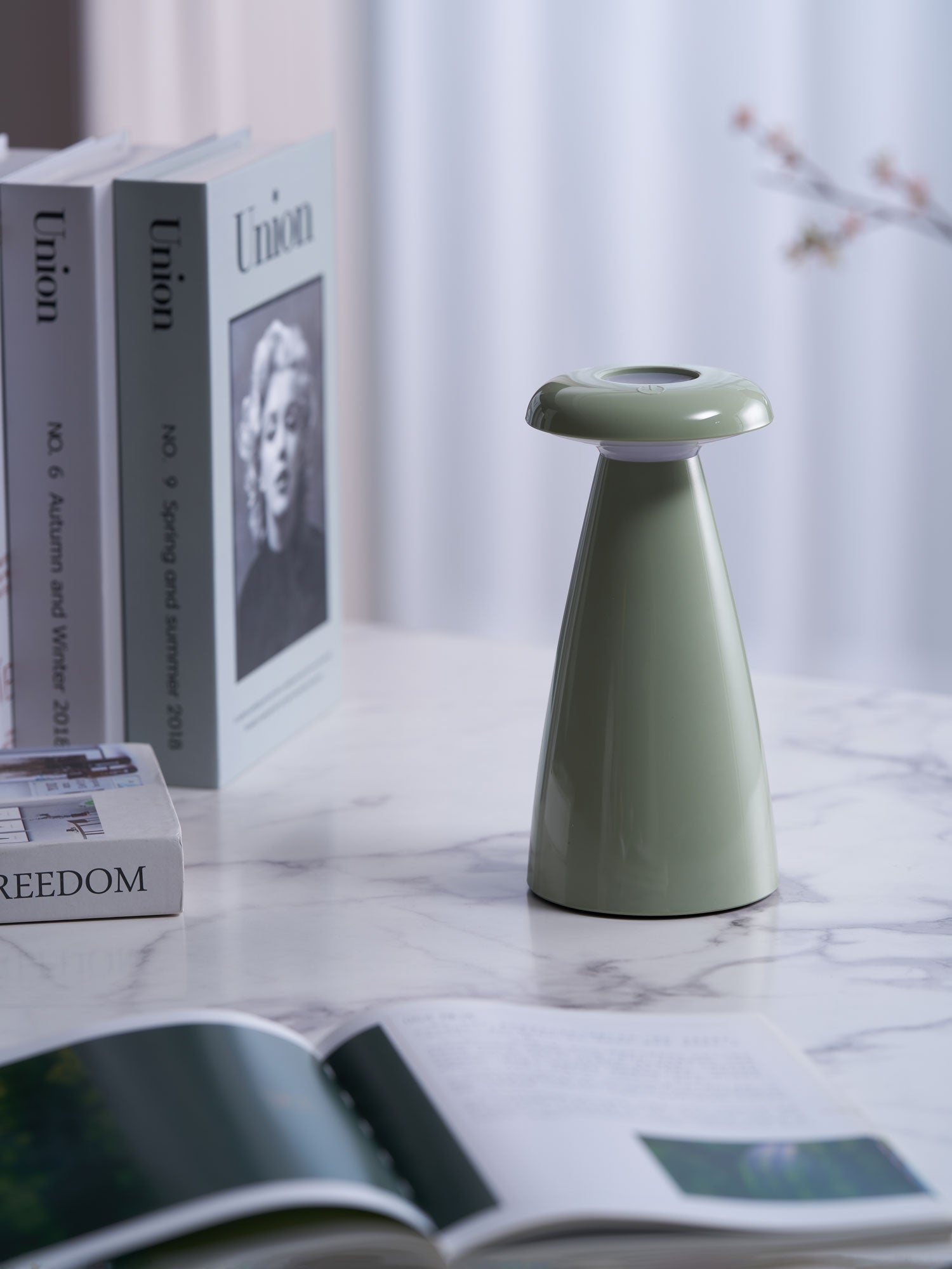 Mushroove Ceramic Minimalist Table Lamp - Letslighting