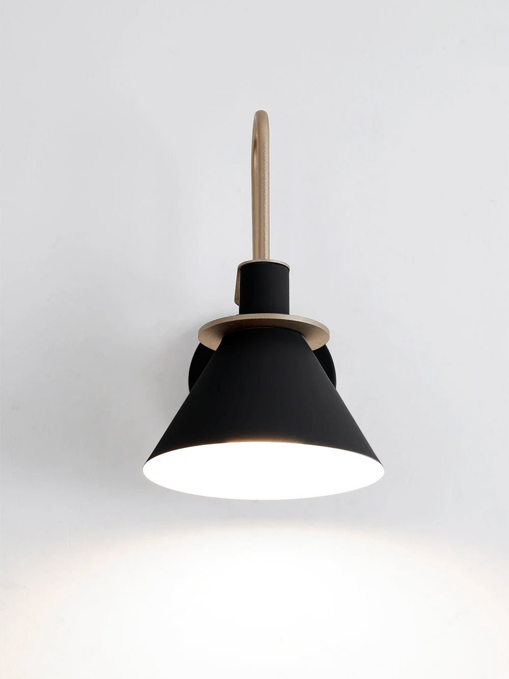 Lustra Wall Lamp Black Gold Minimalist - Letslighting