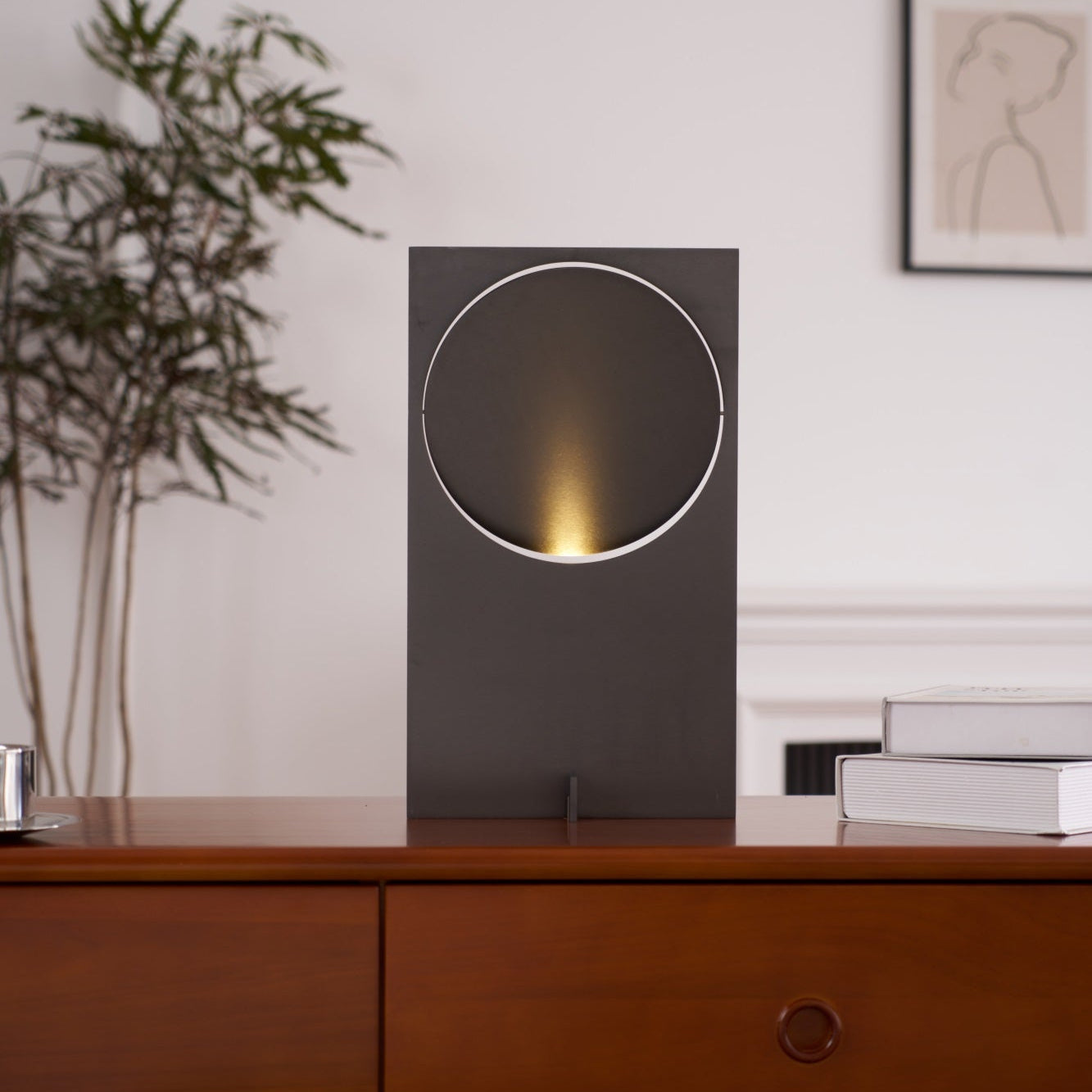 Orona Steel Futuristic Table Lamp - Letslighting