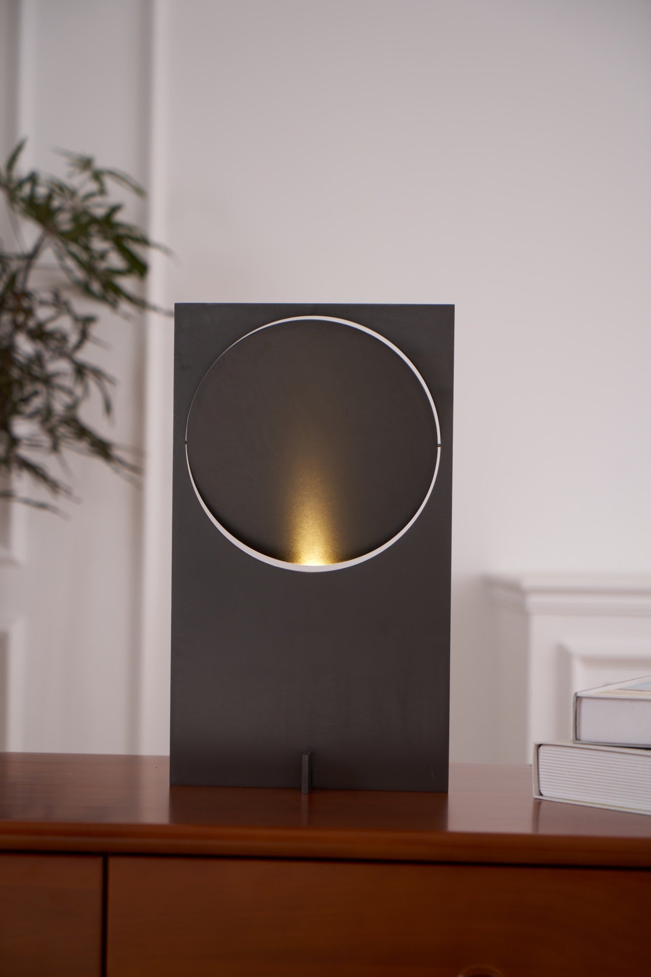 Orona Steel Futuristic Table Lamp - Letslighting
